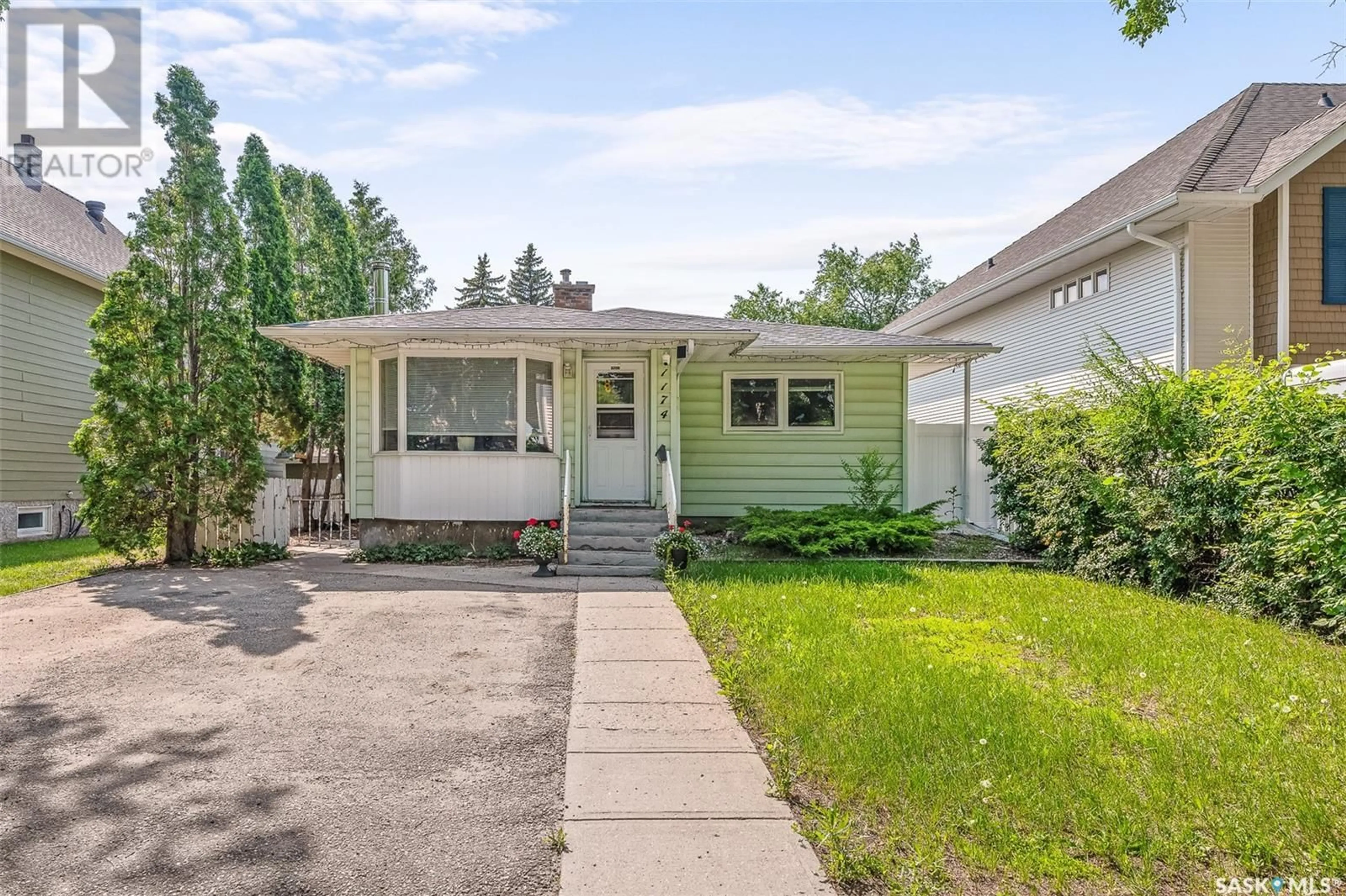 Frontside or backside of a home for 1174 Alder AVENUE, Moose Jaw Saskatchewan S6H0Y7