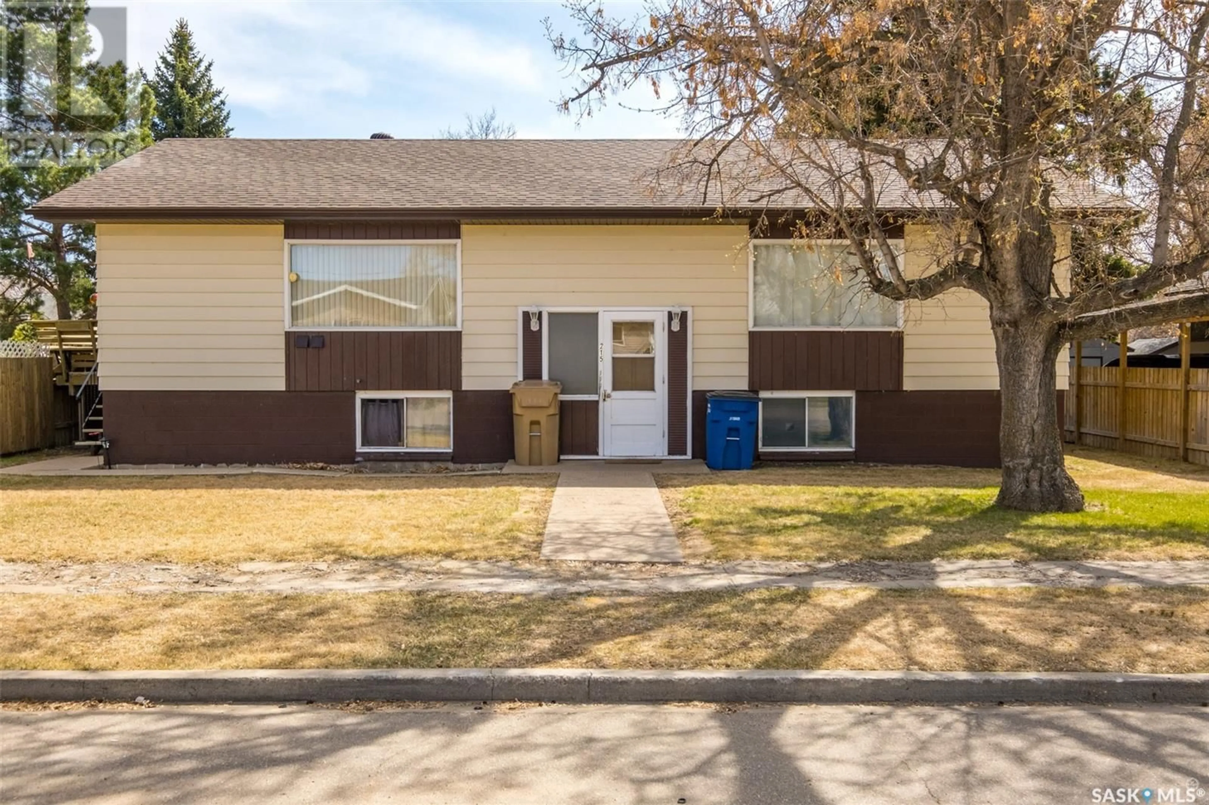 A pic from exterior of the house or condo for 215 3rd AVENUE E, Shellbrook Saskatchewan S0J2E0