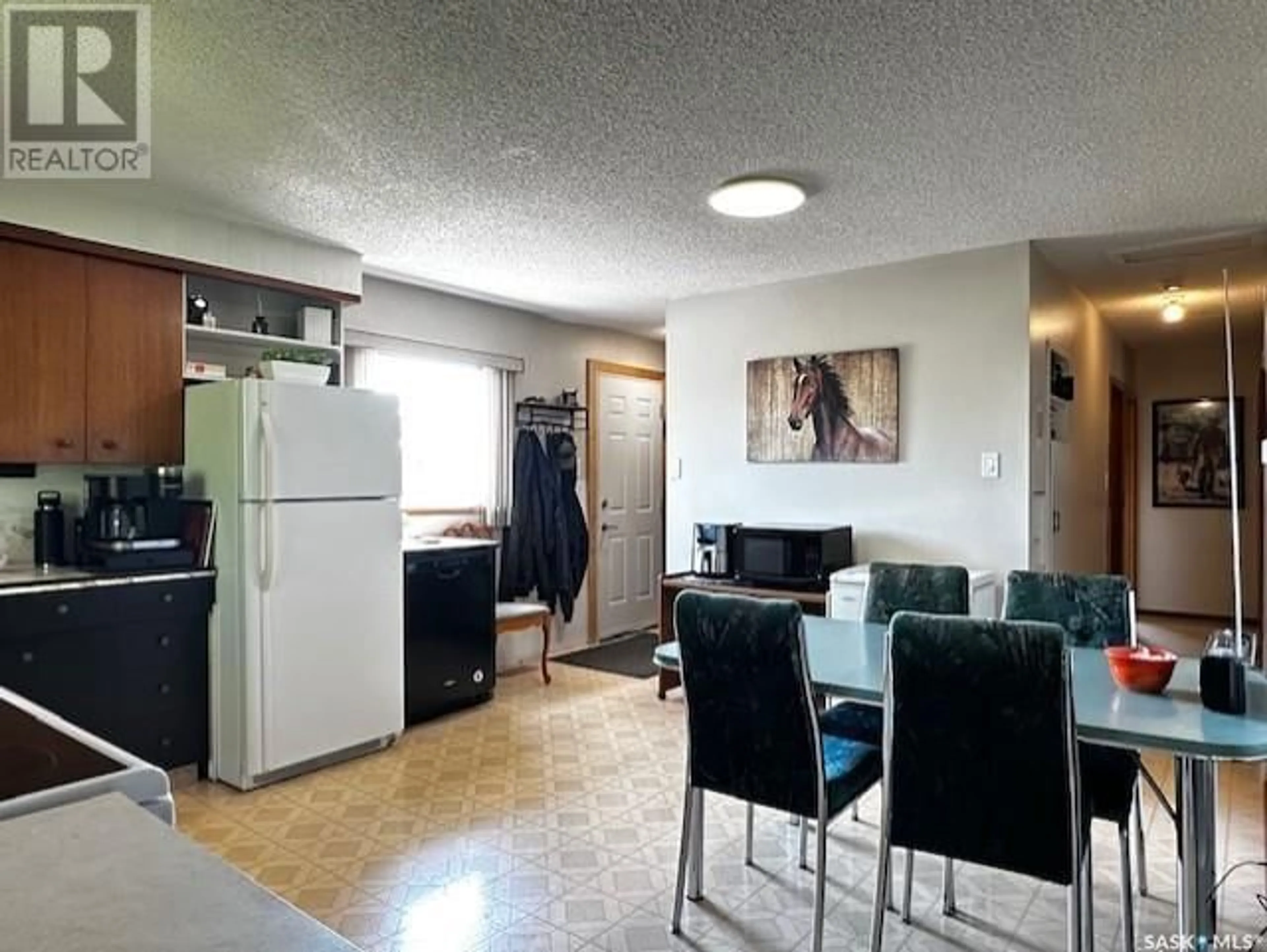 A pic of a room for 208 Queen STREET, Fenwood Saskatchewan S0A0Y0