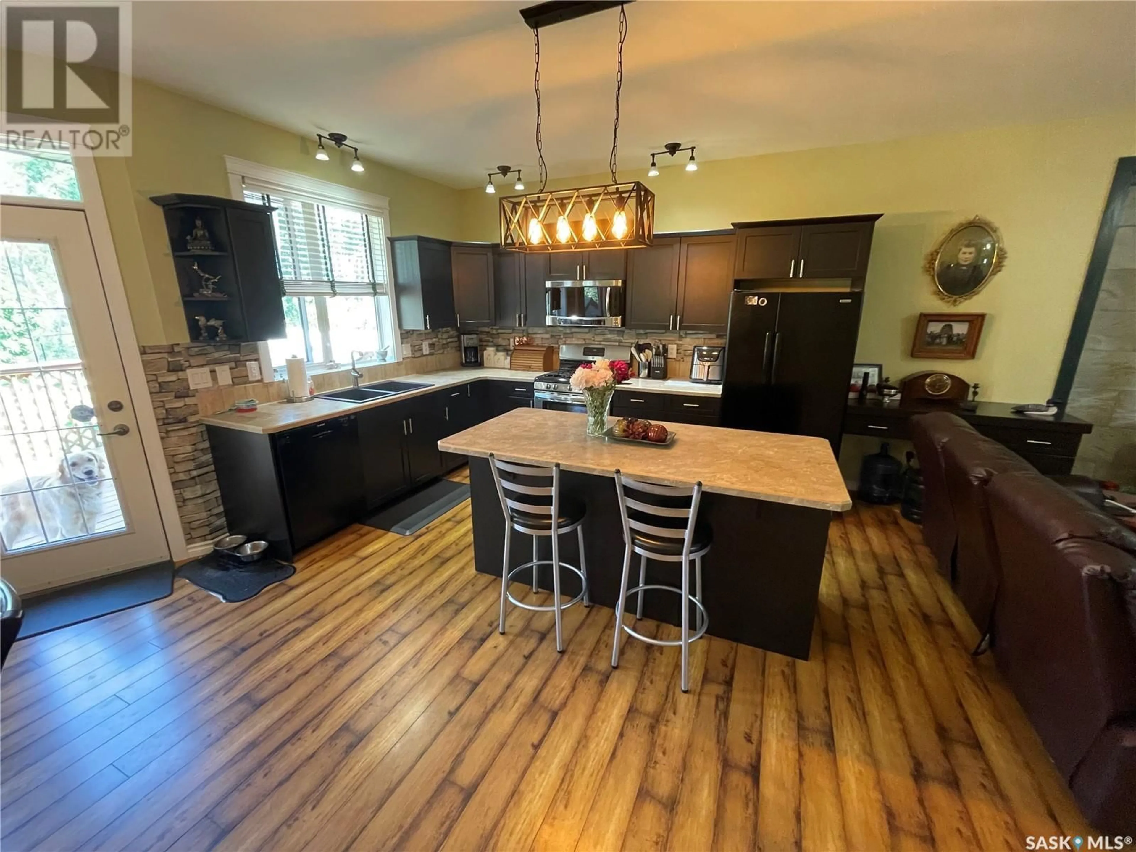 Contemporary kitchen for 303B Lac Des Iles ROAD, Beaver River Rm No. 622 Saskatchewan S0M1A0