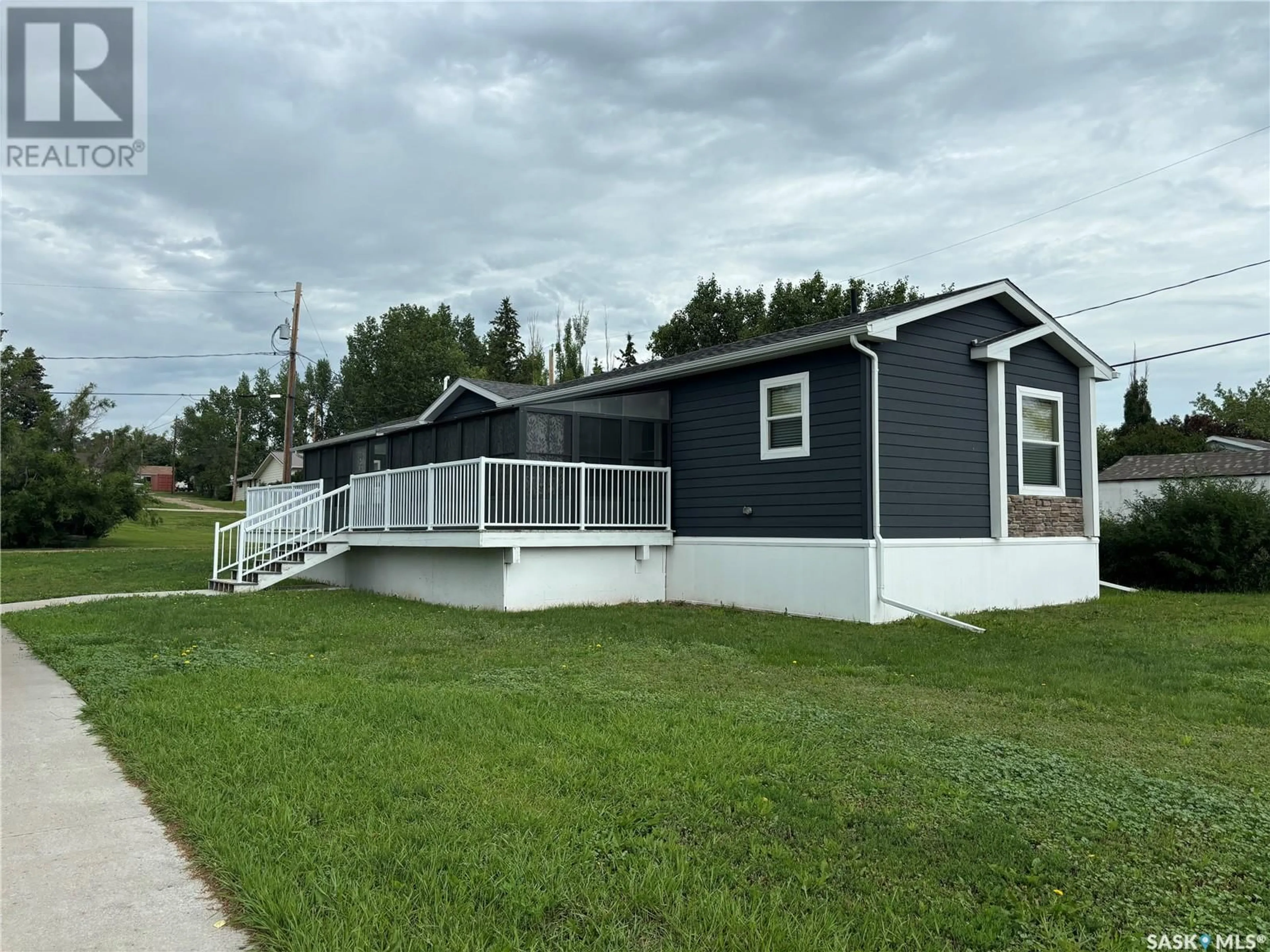 Frontside or backside of a home for 311 1ST AVENUE N, Beechy Saskatchewan S0L0C0