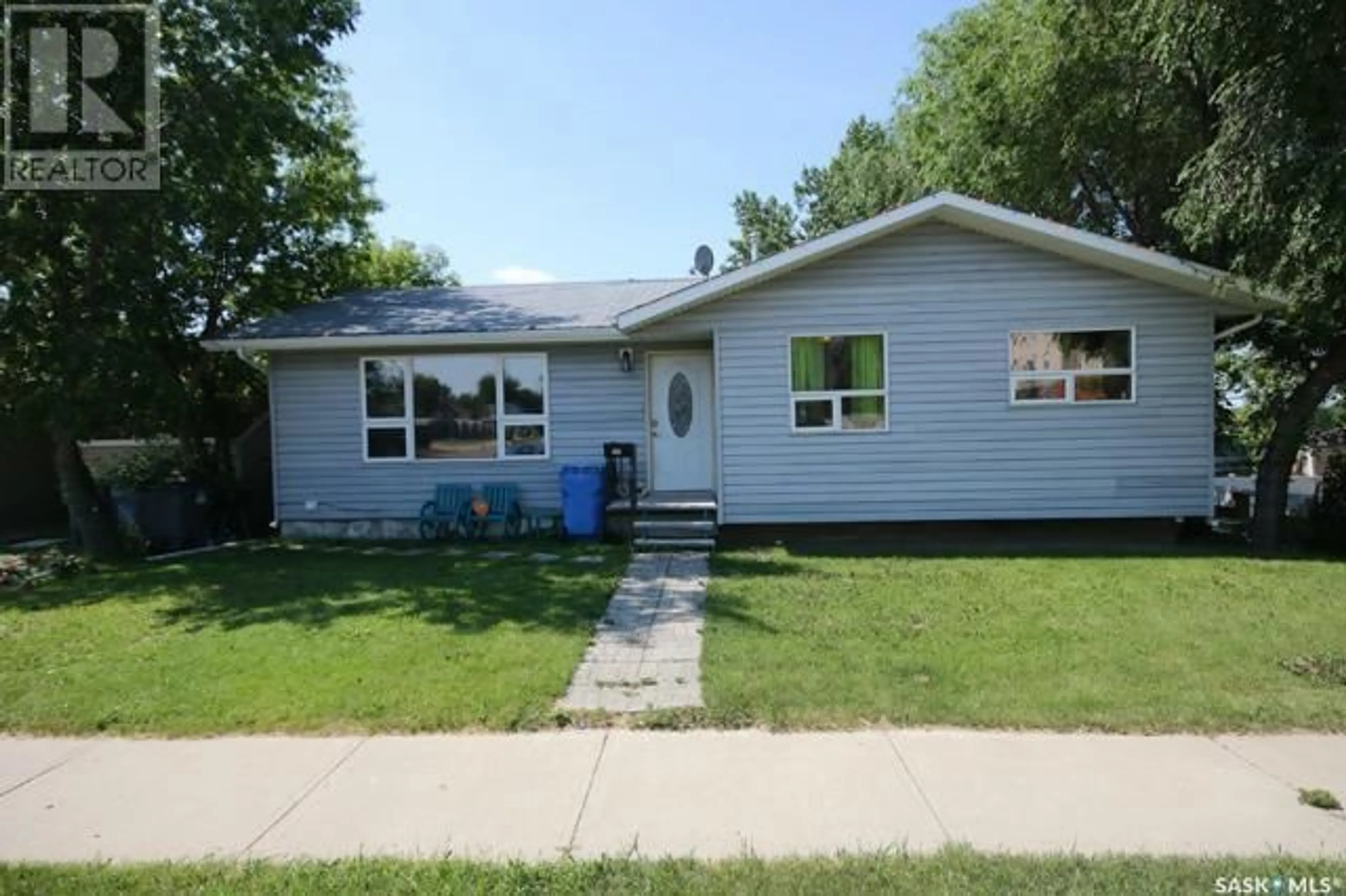 Frontside or backside of a home for 702 Second STREET, Estevan Saskatchewan S4A2B3