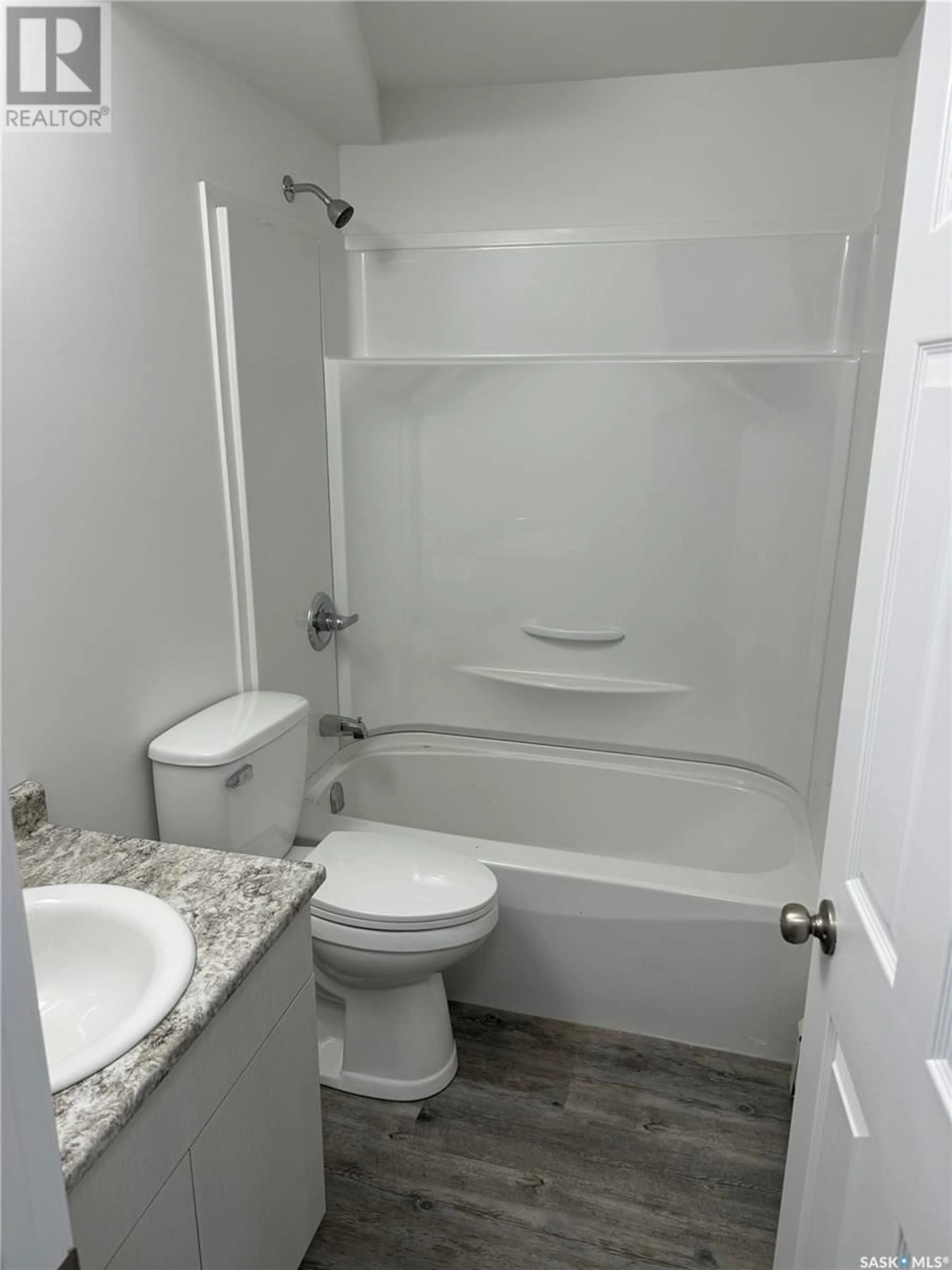 Standard bathroom for 2062 99th STREET, North Battleford Saskatchewan S9A0S4