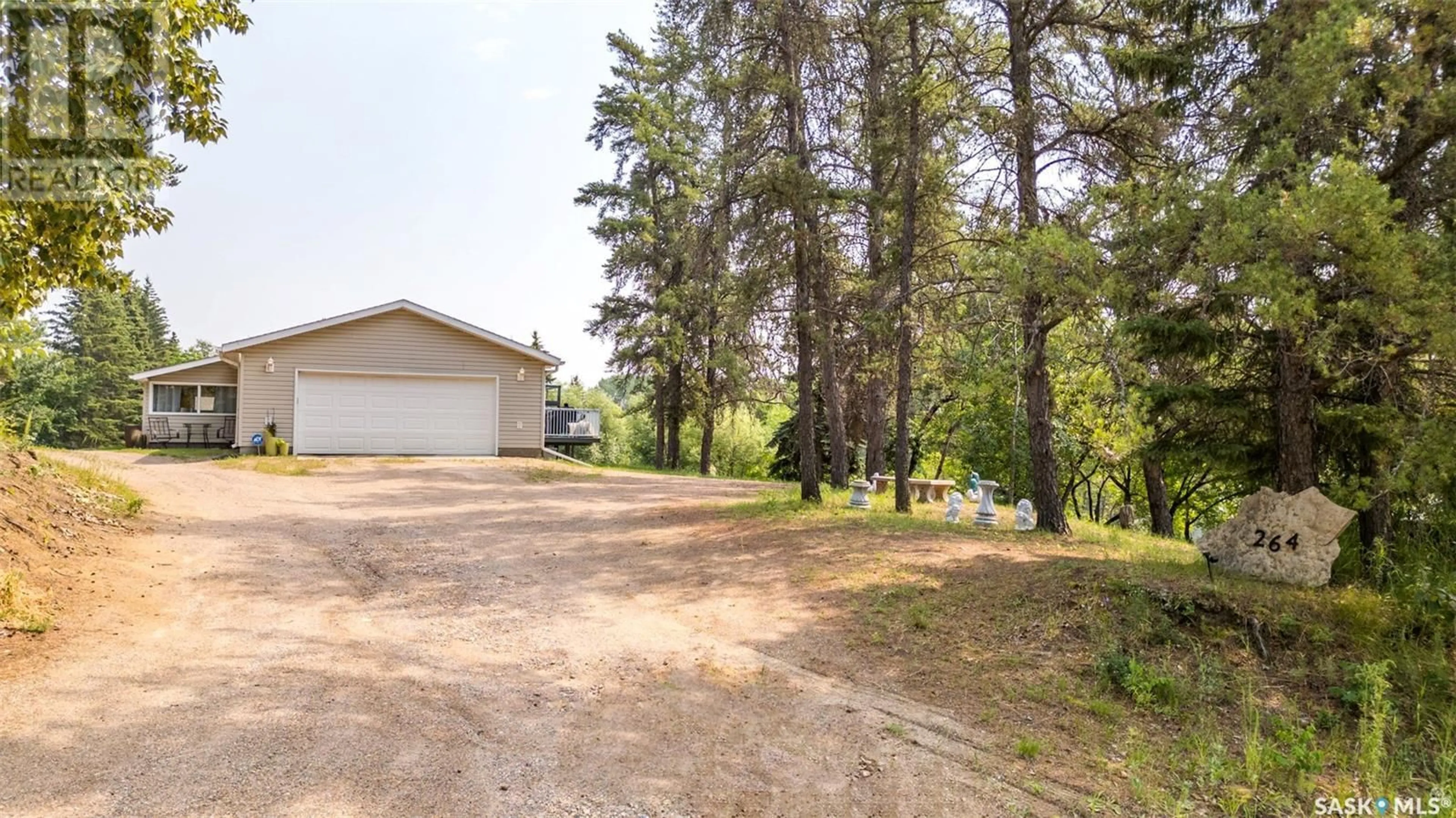 Fenced yard for 264 19th AVENUE NW, Buckland Rm No. 491 Saskatchewan S6V5R3