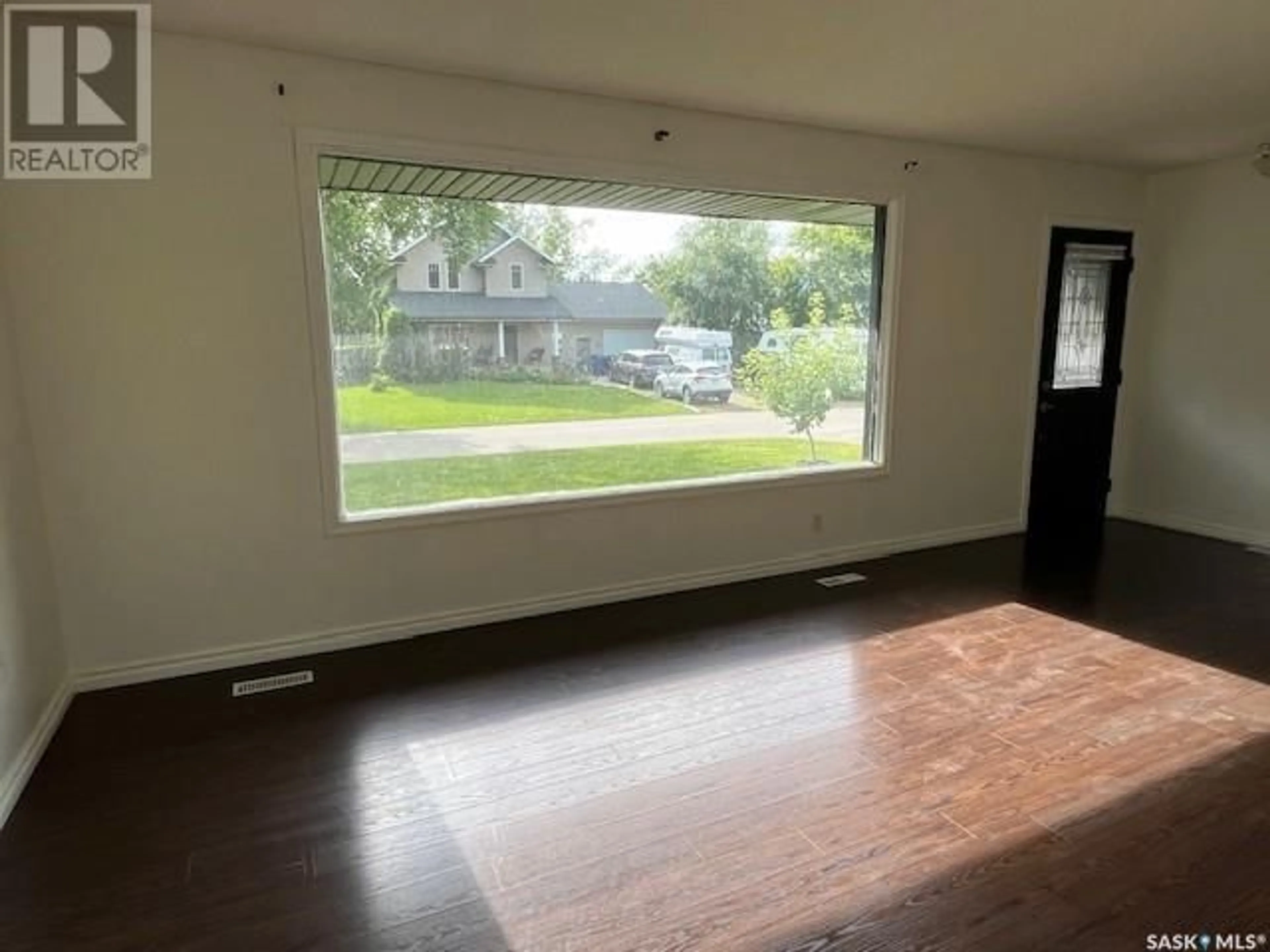 A pic of a room for 113 Valleyview DRIVE, Caronport Saskatchewan S0H0S0
