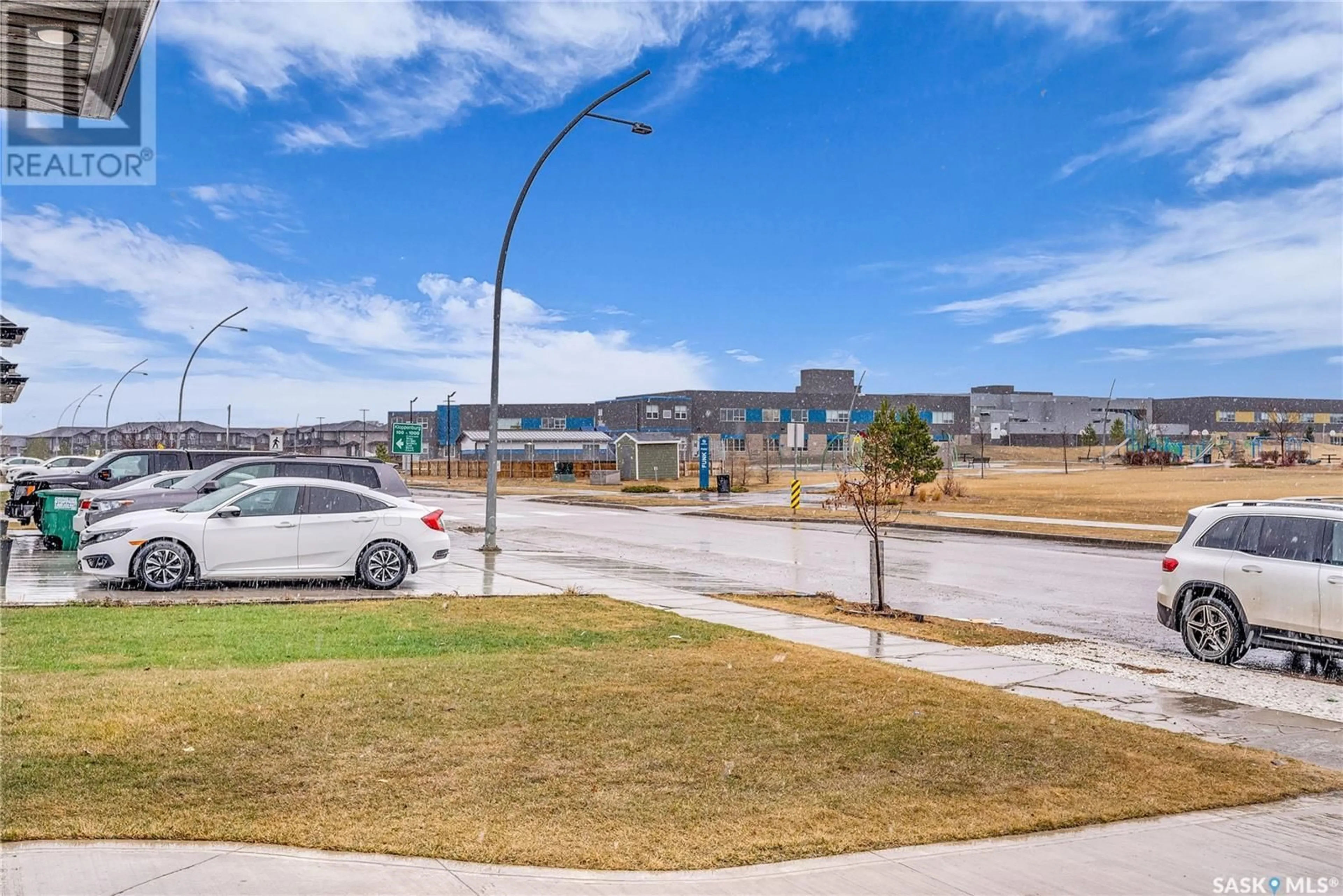 Street view for 810 Evergreen BOULEVARD, Saskatoon Saskatchewan S7W0N2