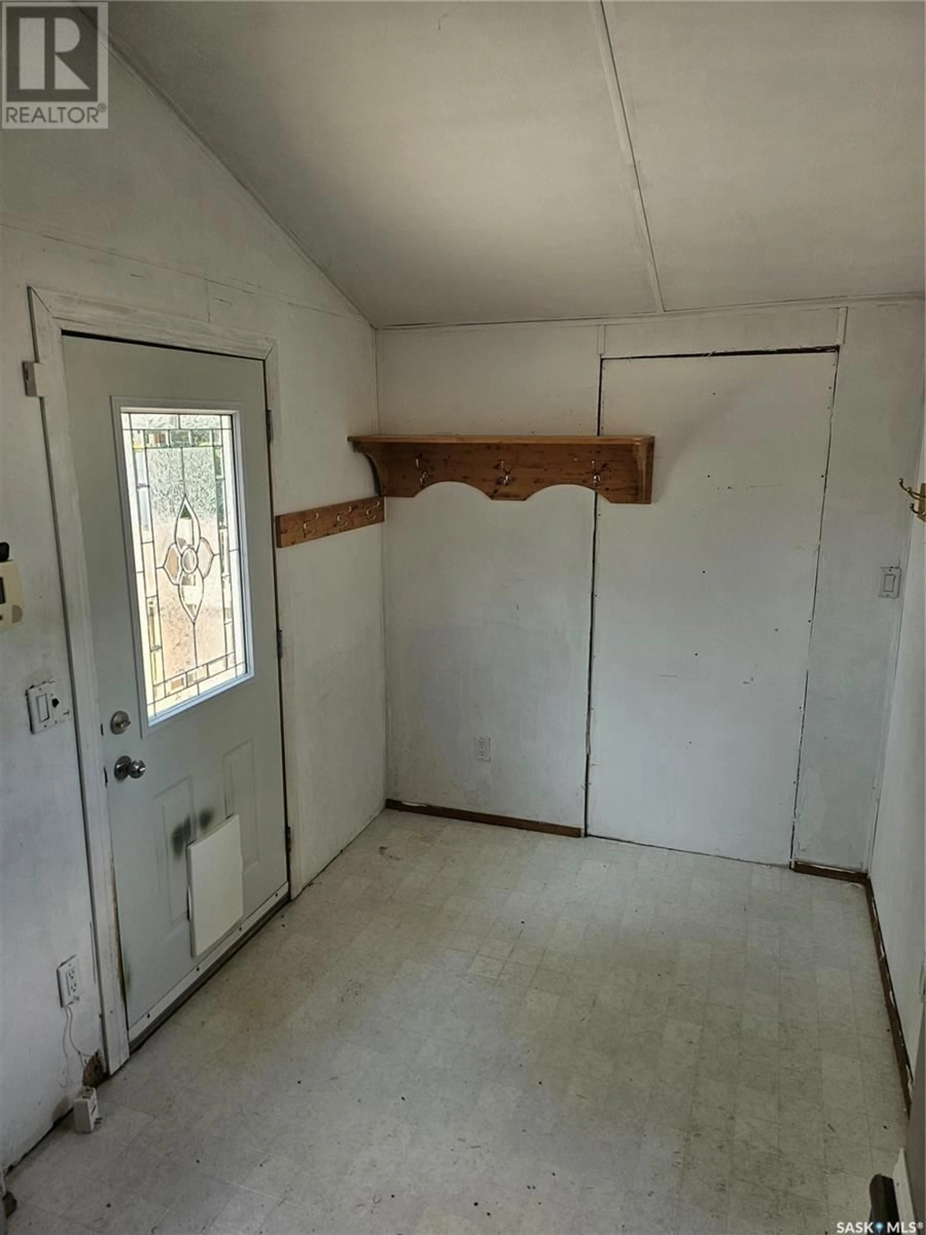 A pic of a room, unknown floor for 222 Aldridge STREET, Bienfait Saskatchewan S0C0M0