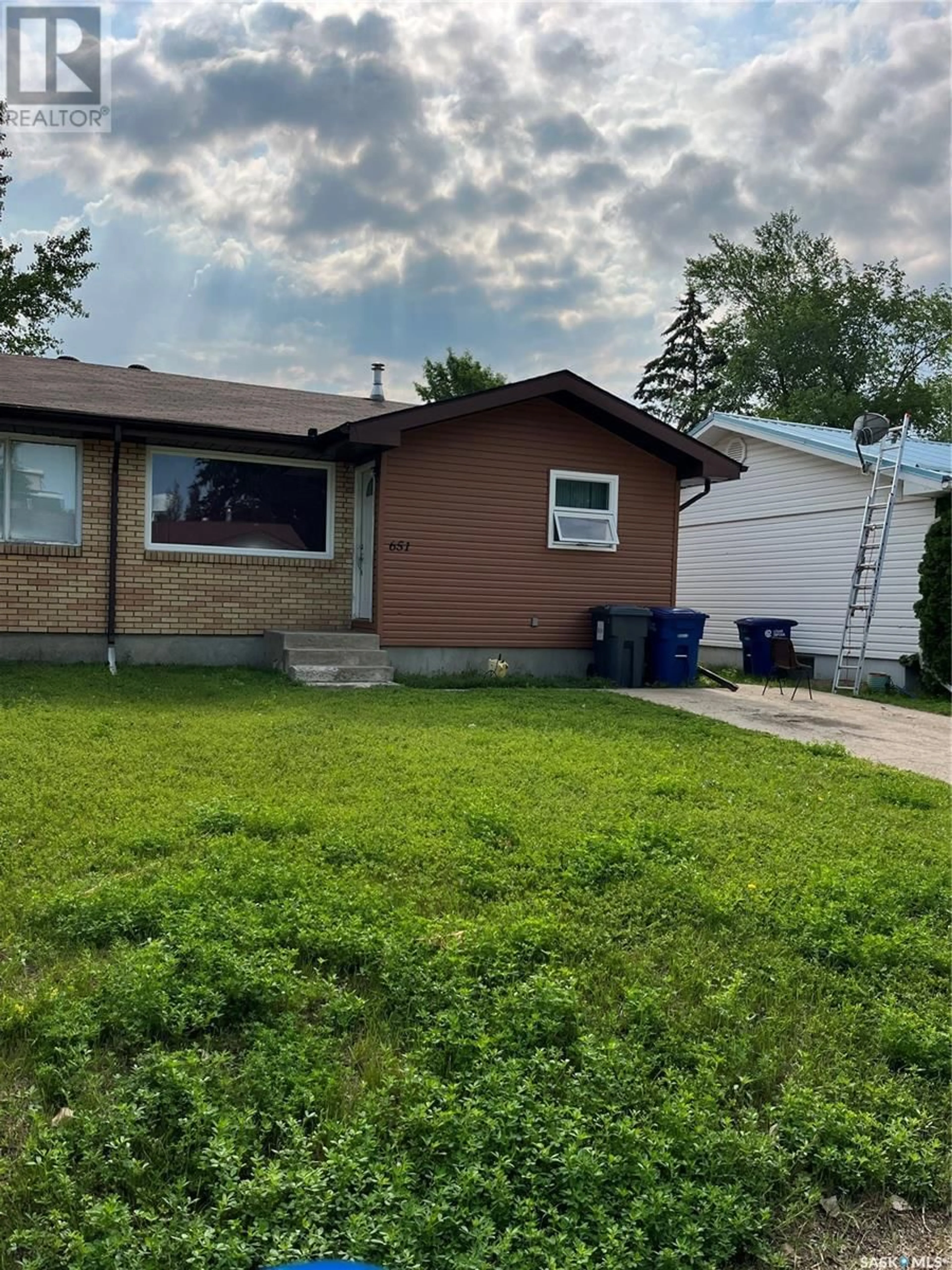 Frontside or backside of a home for 651 Donald STREET, Esterhazy Saskatchewan S0A0X0