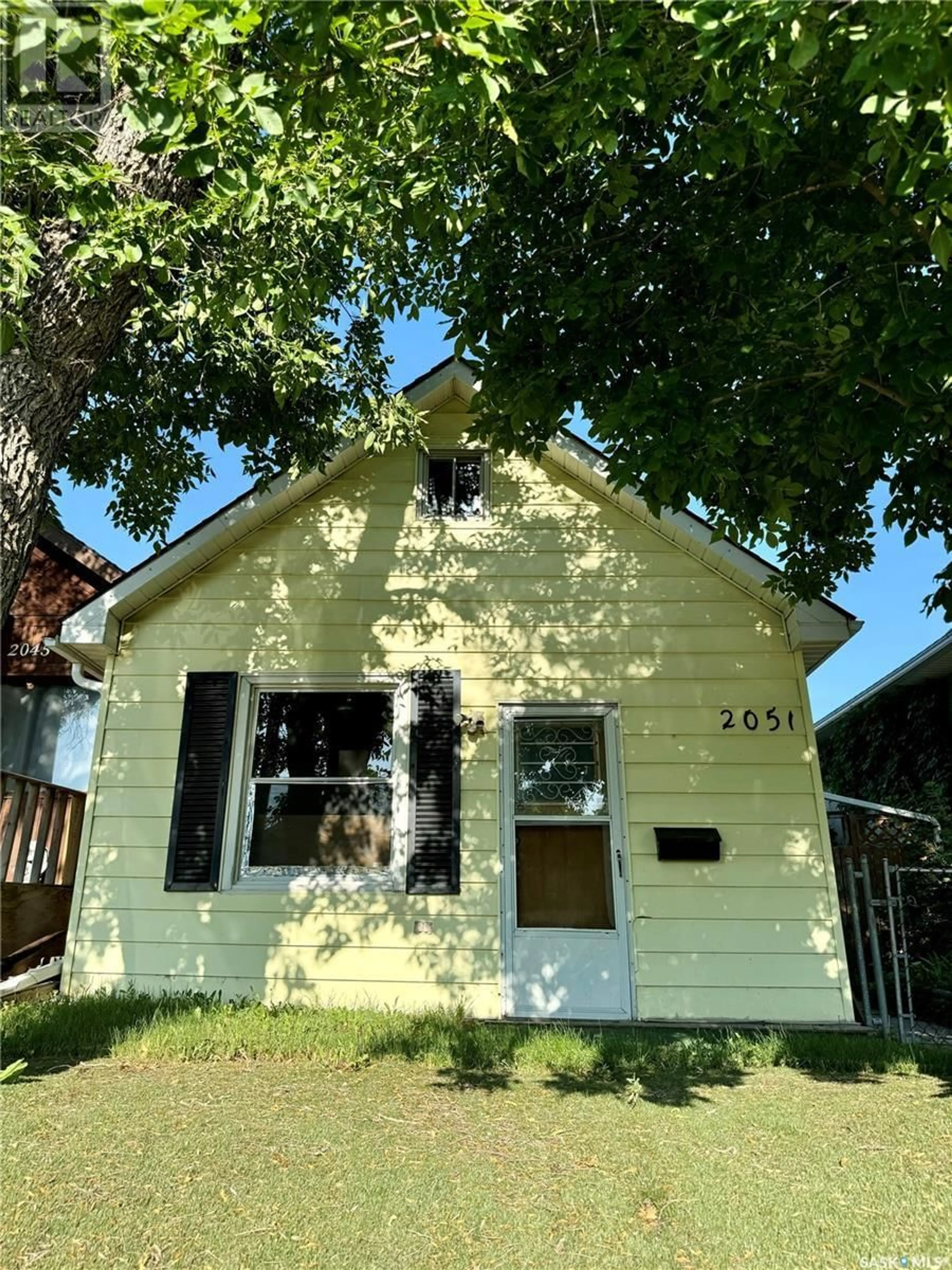 Frontside or backside of a home for 2051 Elliott STREET, Regina Saskatchewan S4N3G8