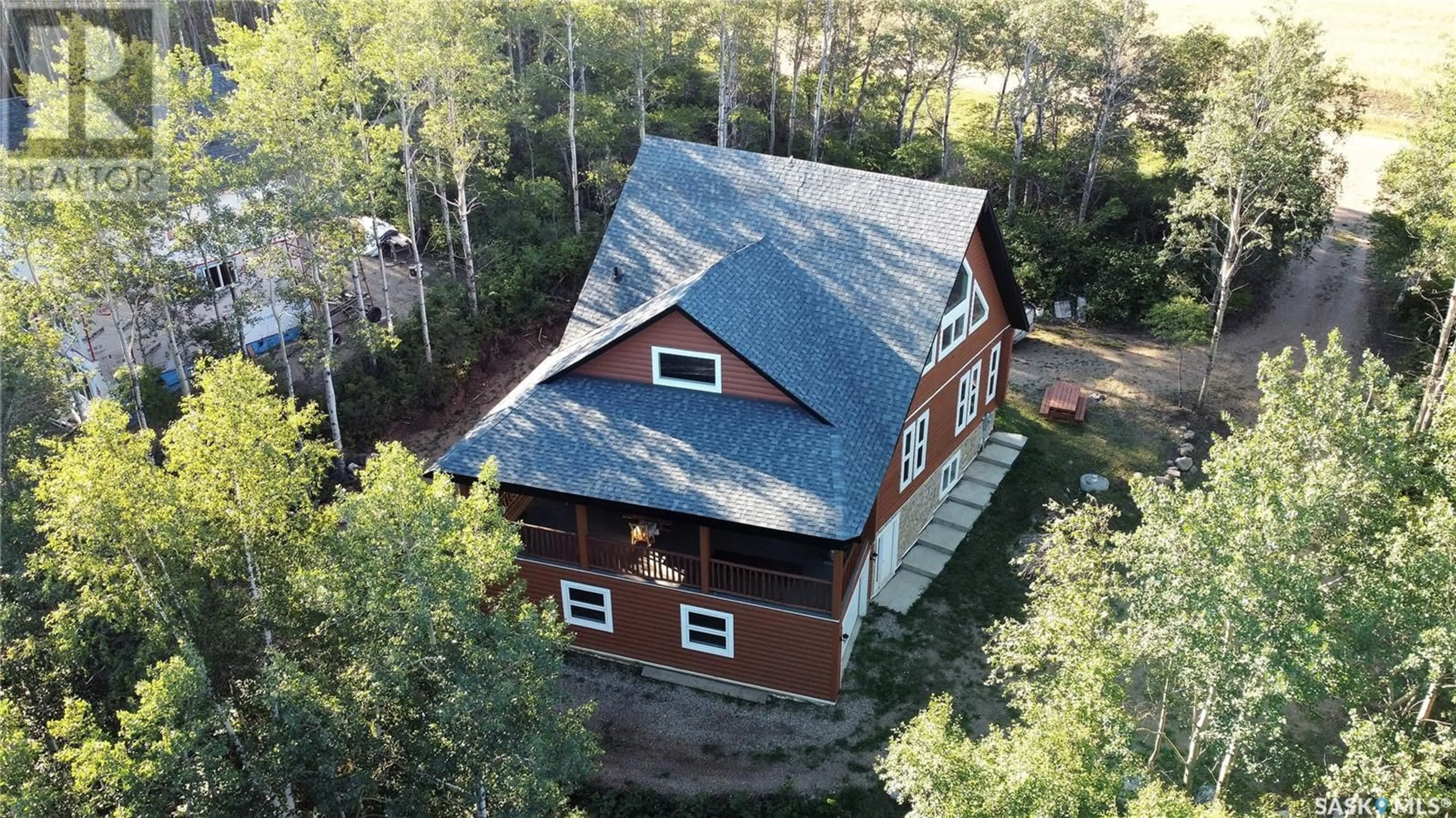 Cottage for 404 Lakeview ROAD, Barrier Ford Saskatchewan S0E0B0