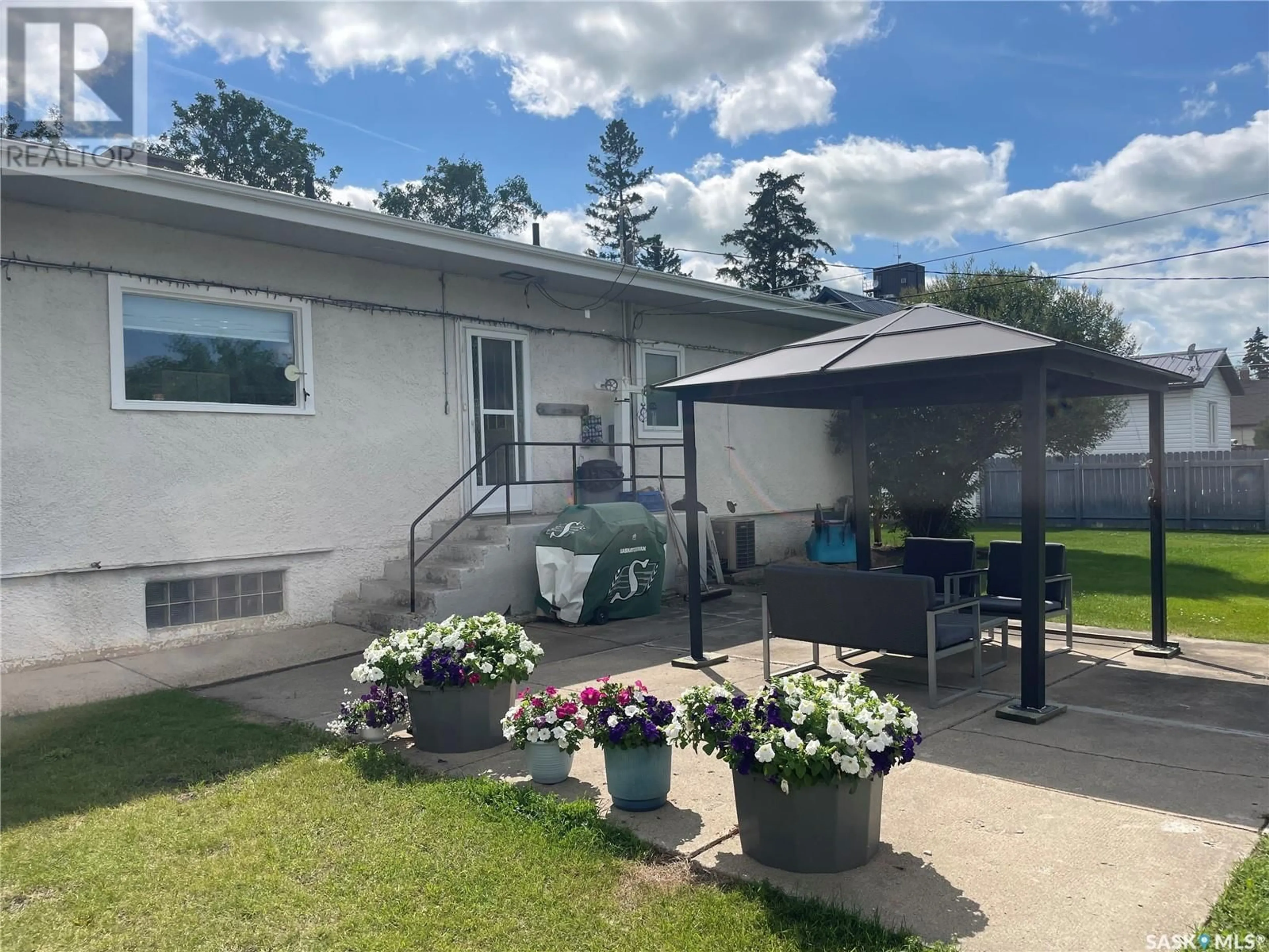 Outside view for 1013 104th AVENUE, Tisdale Saskatchewan S0E1T0