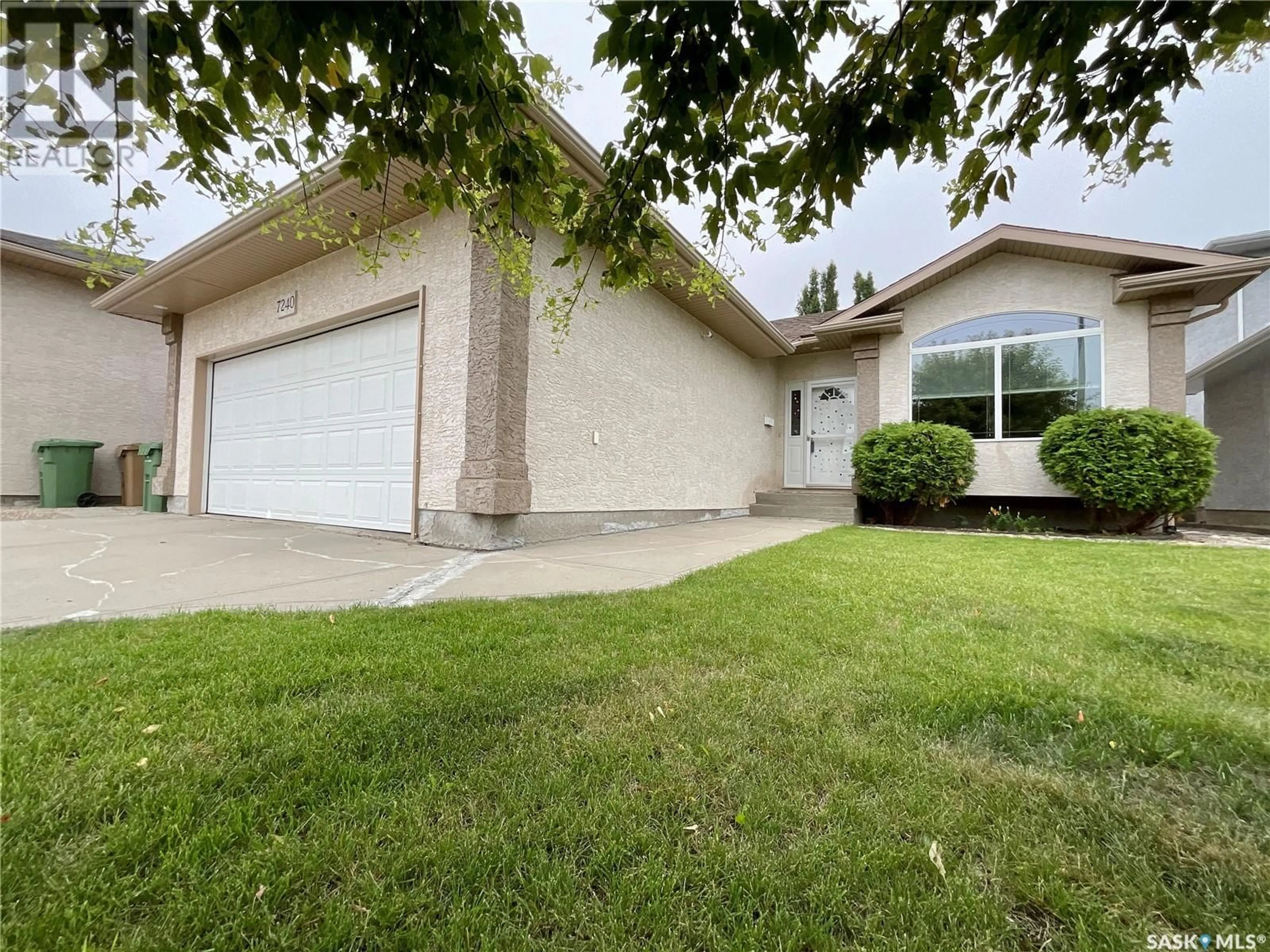 Frontside or backside of a home for 7240 Maple Glen COURT, Regina Saskatchewan S4X4S3