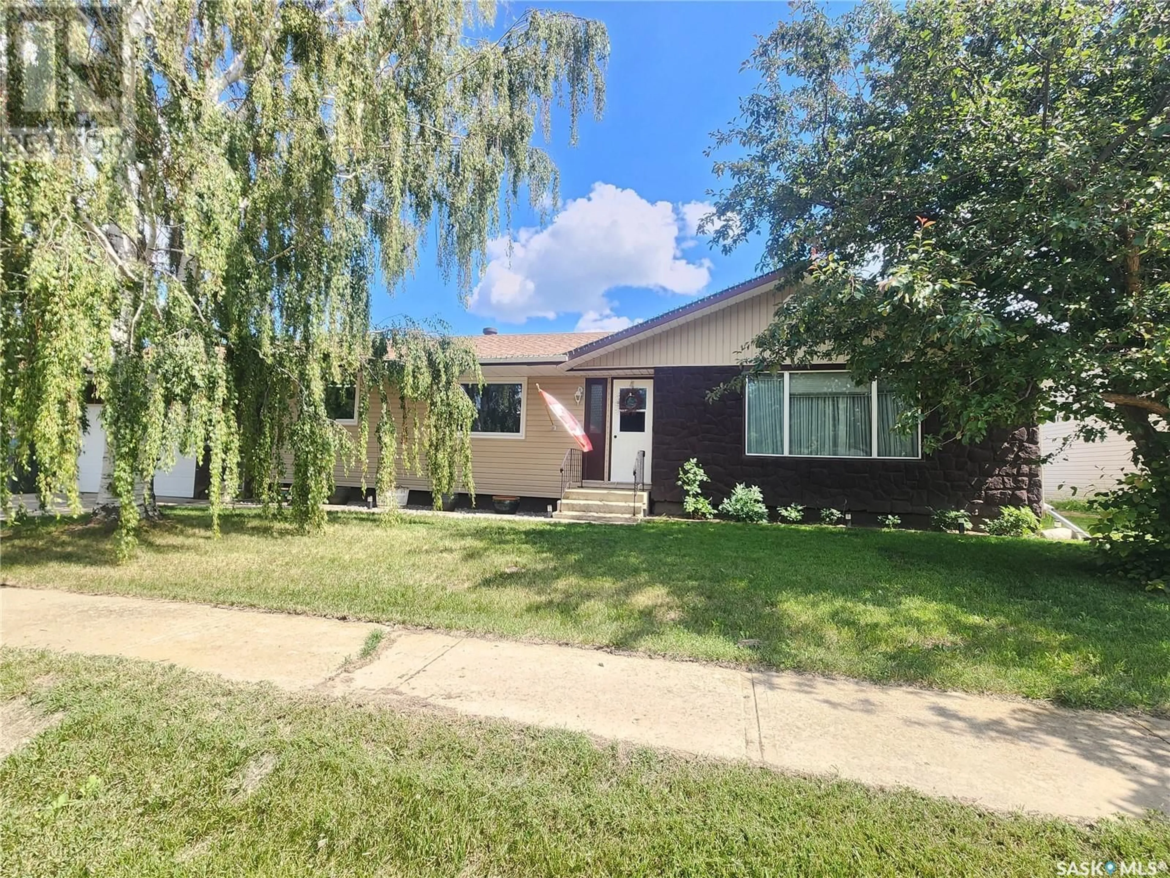 Frontside or backside of a home for 308 Keeler STREET, Pangman Saskatchewan S0C2C0