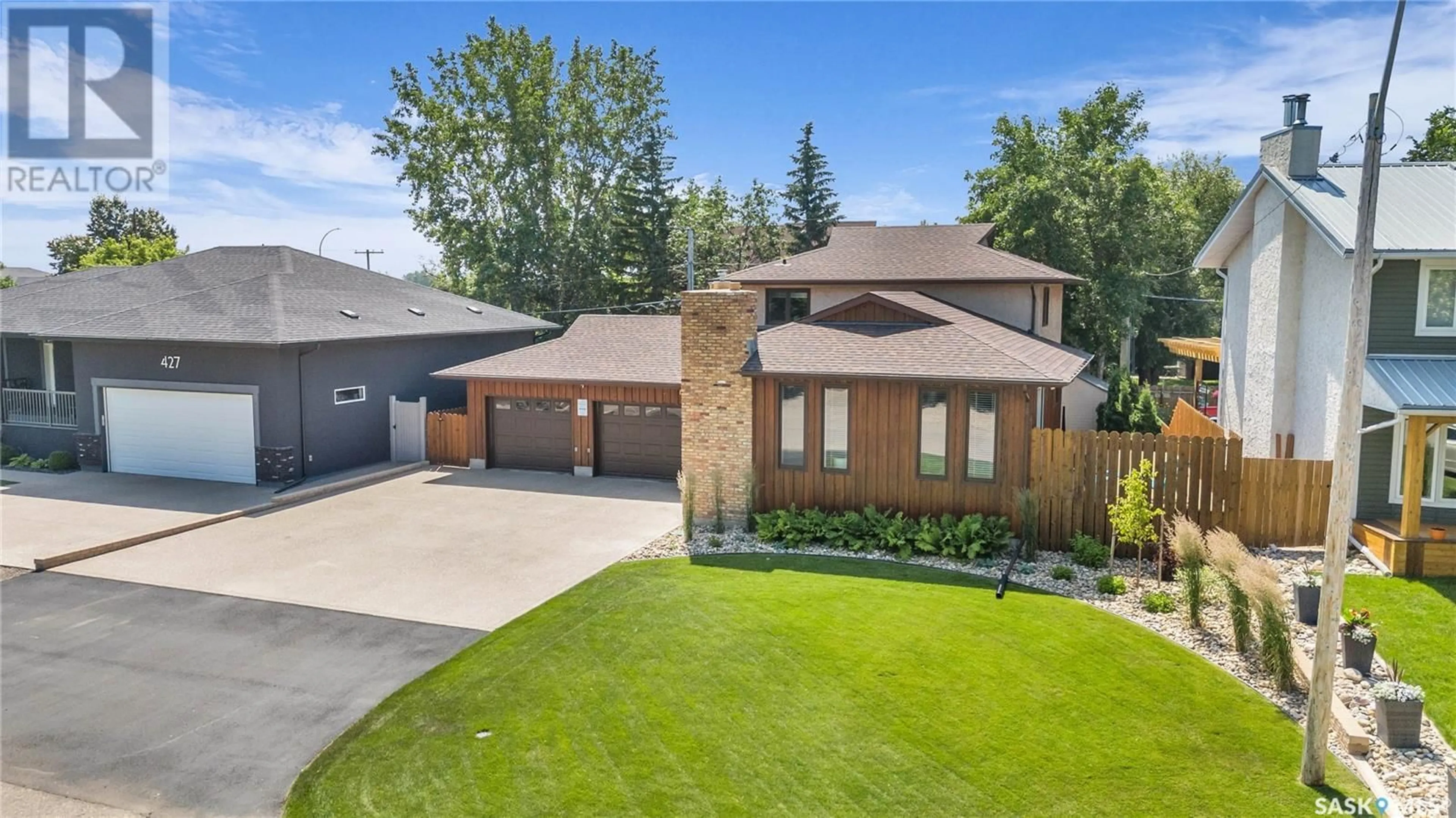 Frontside or backside of a home for 423 4th AVENUE, Pilot Butte Saskatchewan S0G3Z0