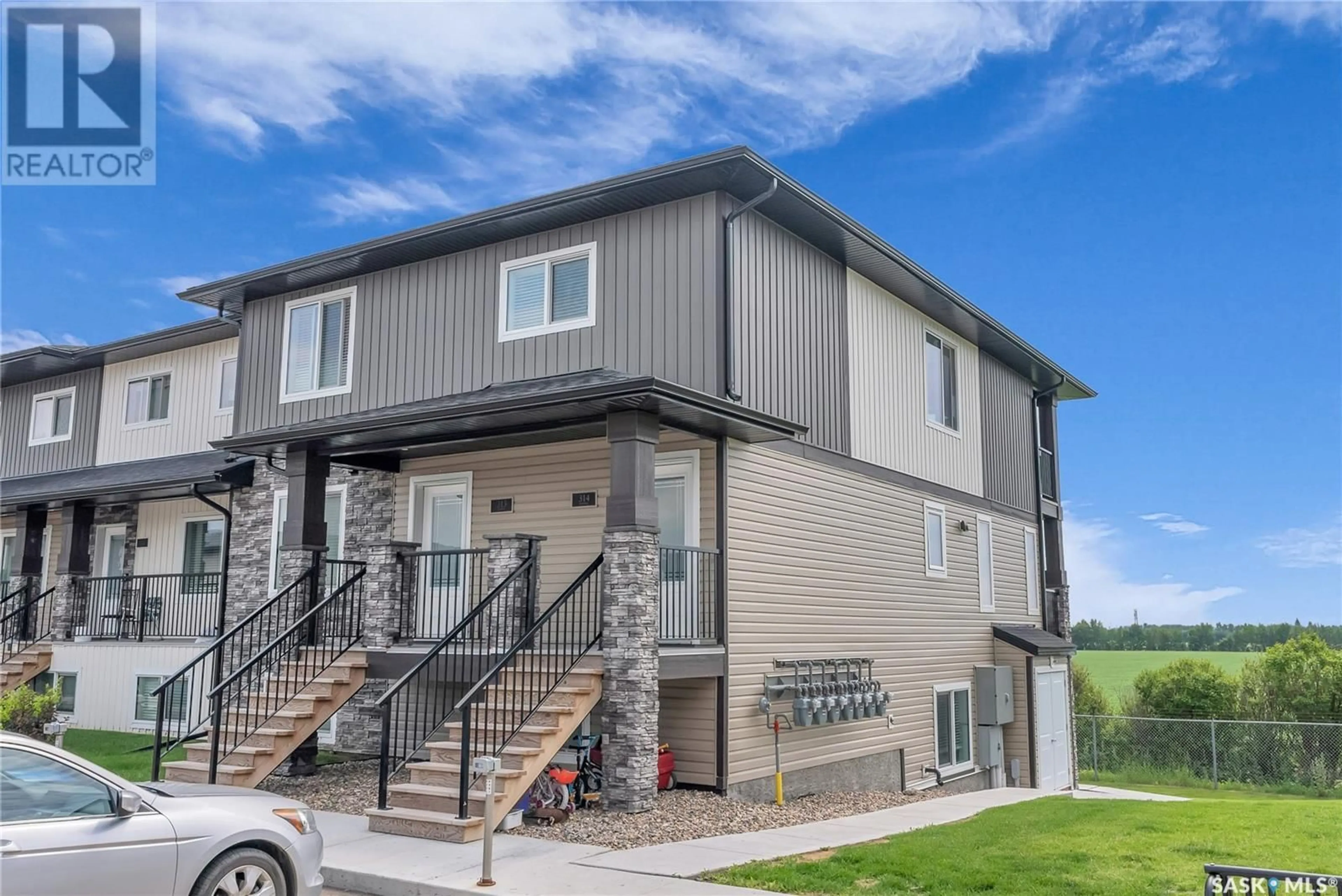 A pic from exterior of the house or condo for 314 110 Akhtar BEND, Saskatoon Saskatchewan S7W0Y9