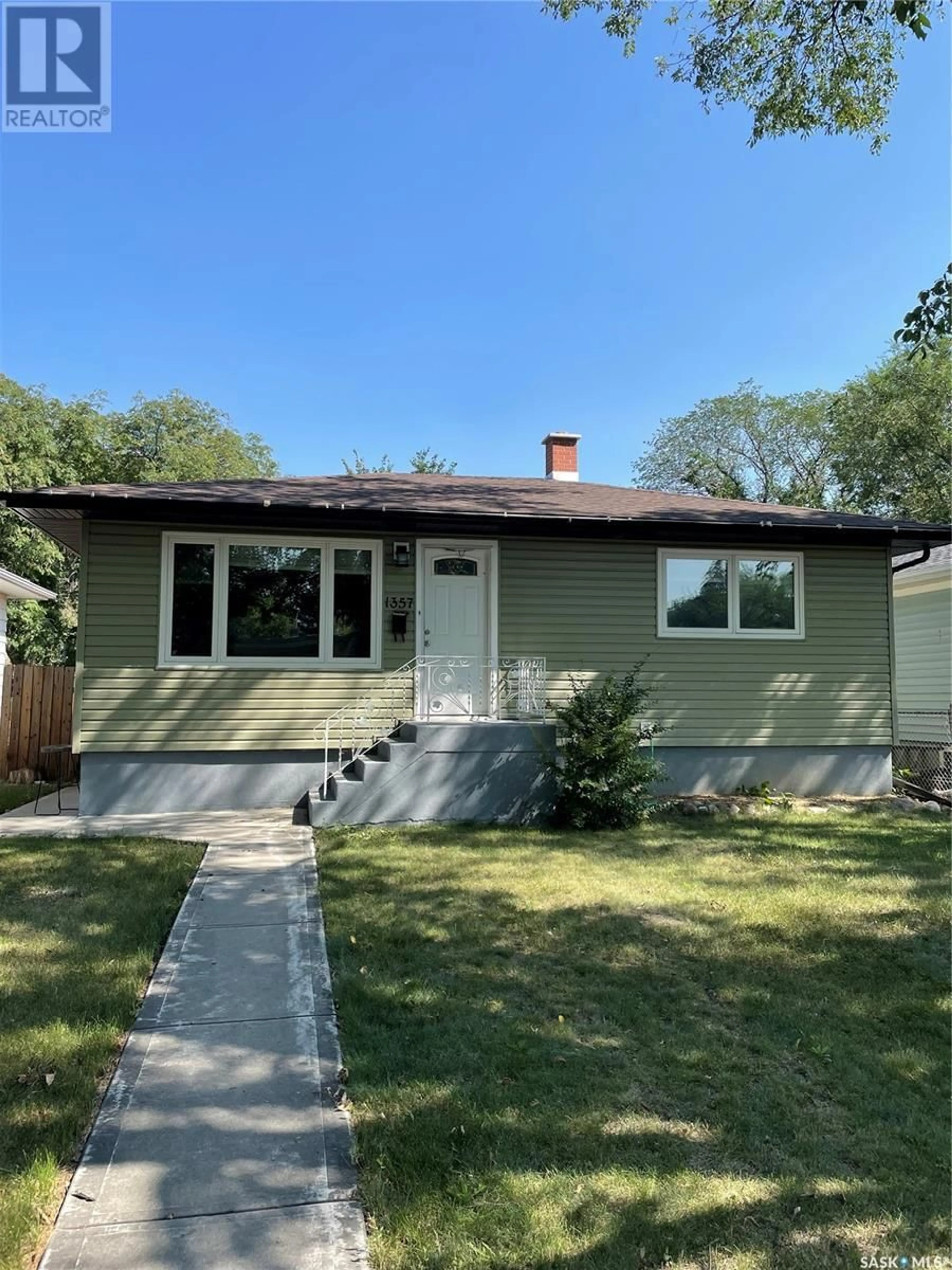 Frontside or backside of a home for 1357 Aberdeen STREET, Regina Saskatchewan S4T5K3