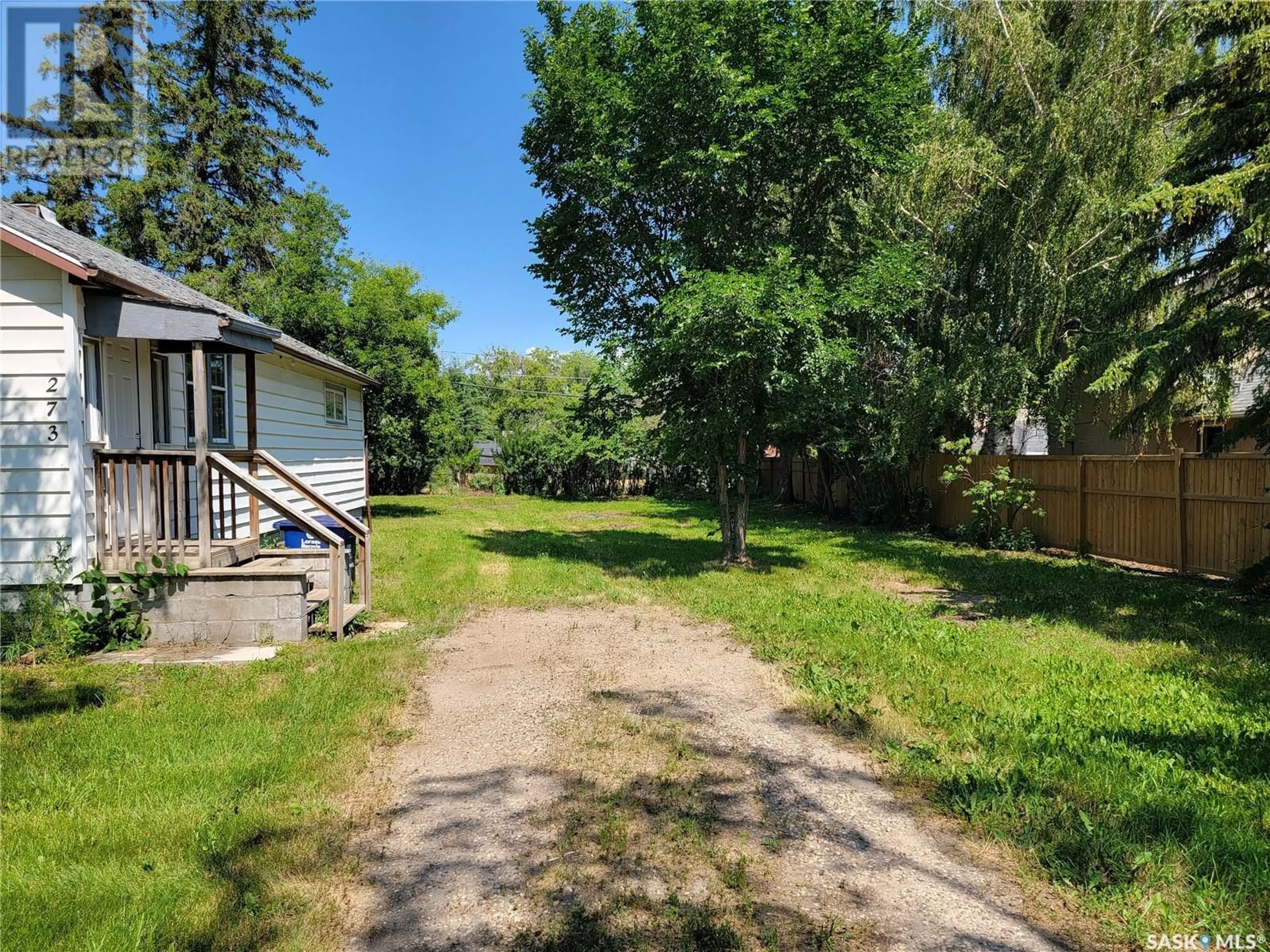 Fenced yard for 273 1st AVENUE W, Unity Saskatchewan S0K4L0