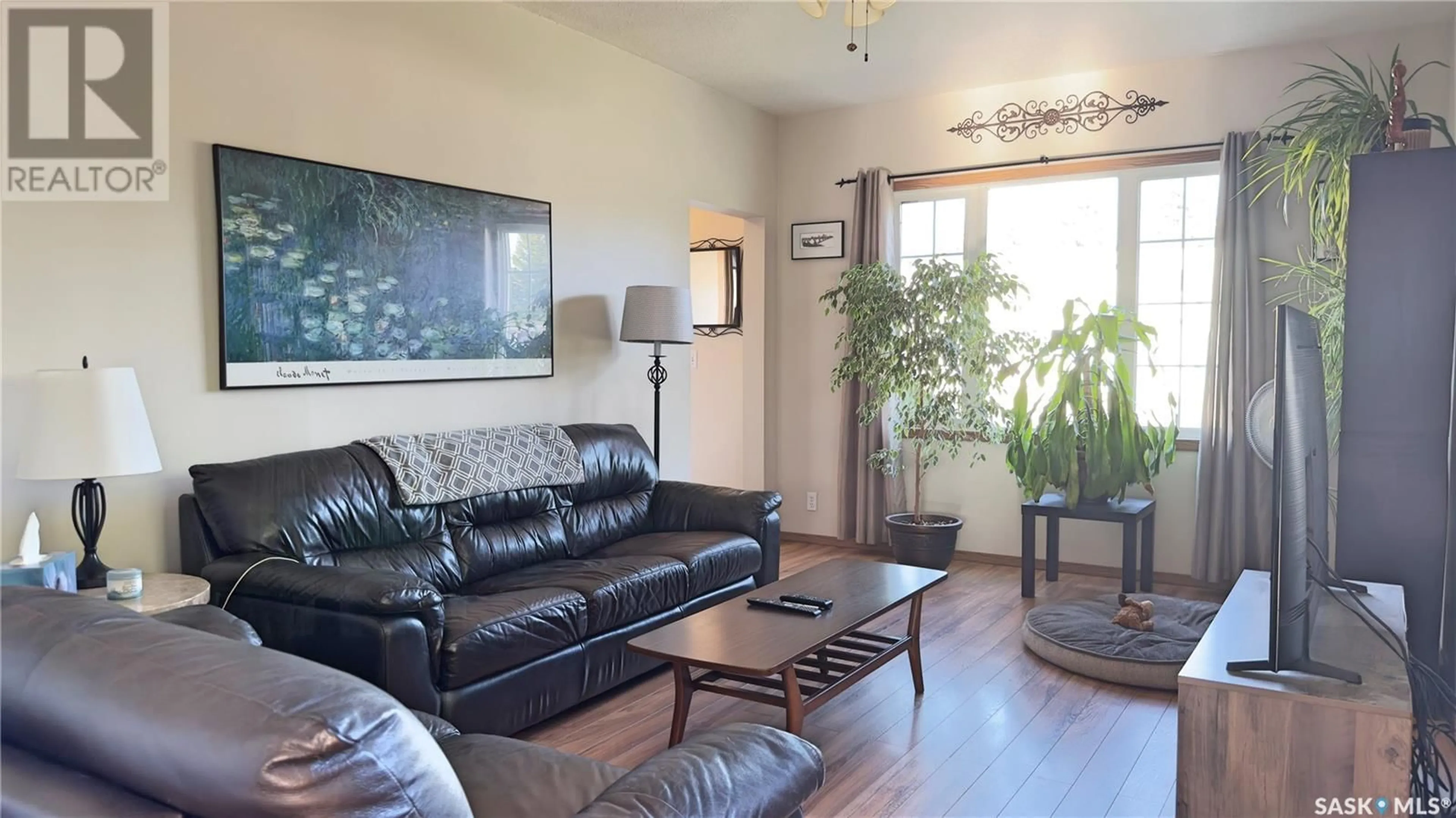 Living room for 4001 Central AVENUE, Waldheim Saskatchewan S0K4R0