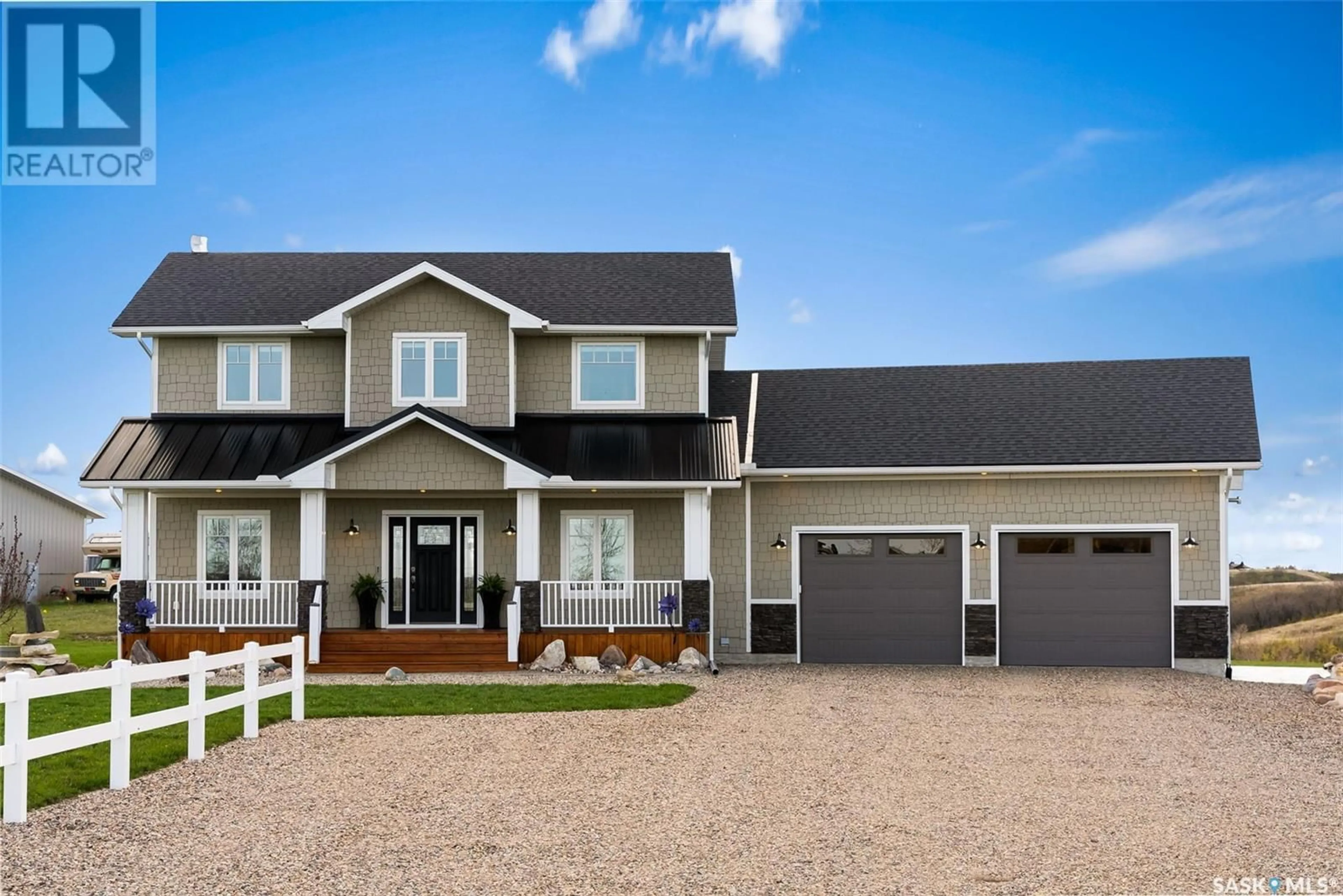 Home with vinyl exterior material for 13 Hood ROAD, Longlaketon Rm No. 219 Saskatchewan S0G0W0