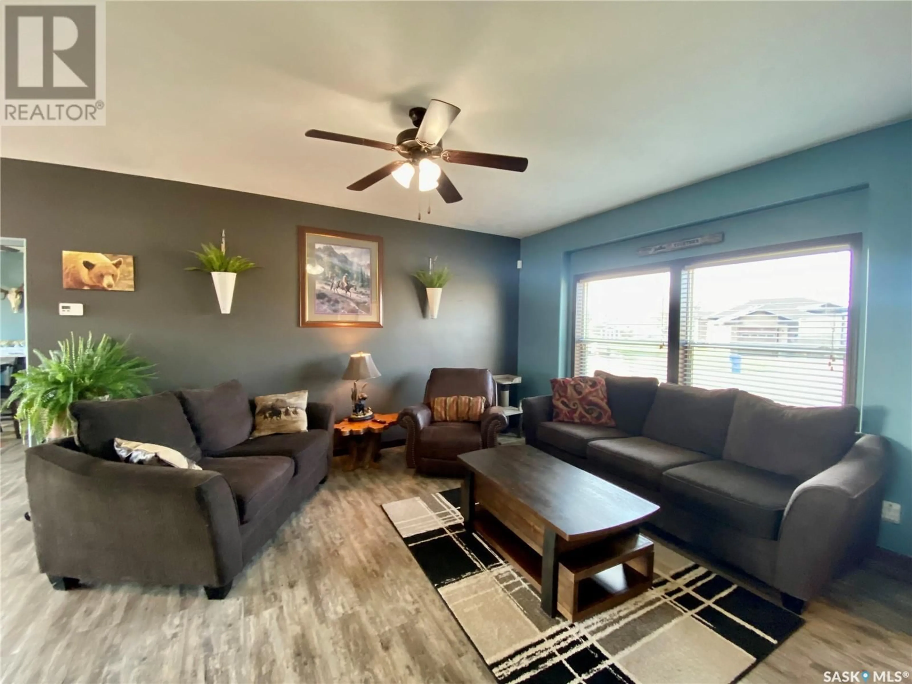 Living room for 714 5th AVENUE, Alameda Saskatchewan S0C0A0