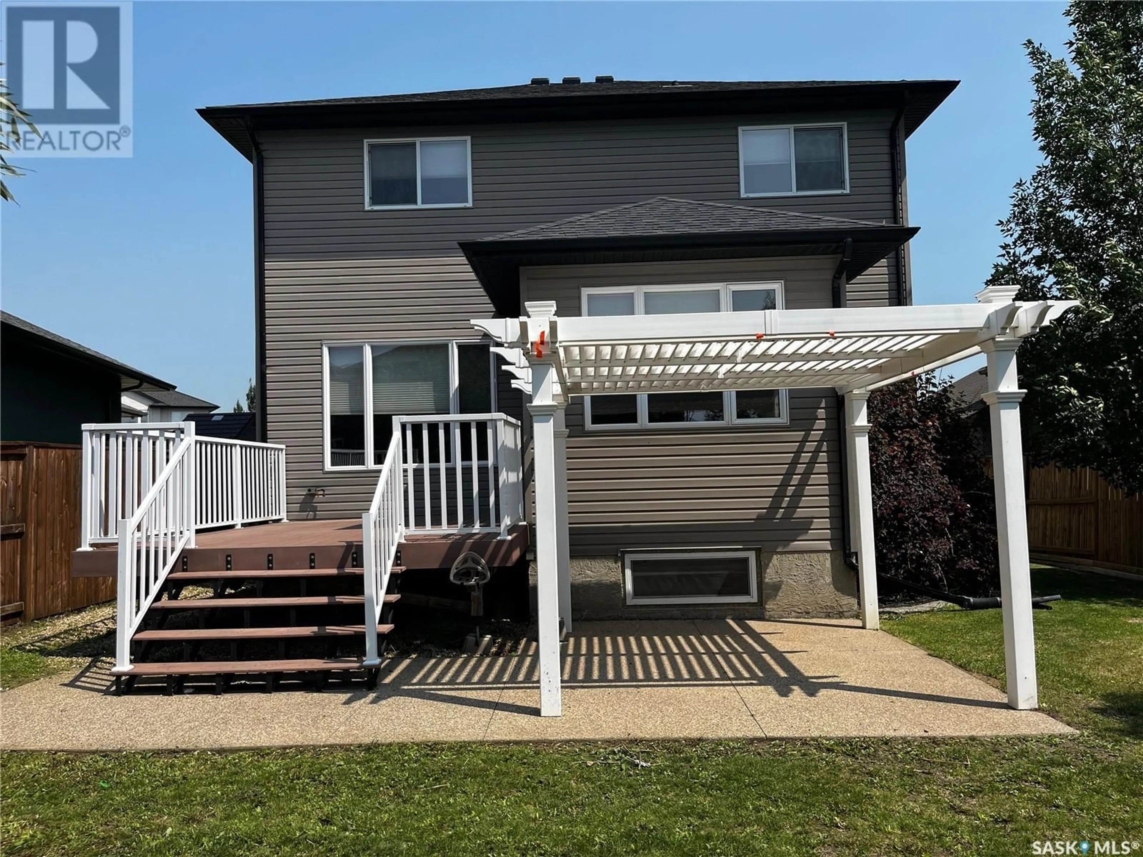 Home with vinyl exterior material for 314 Lucyk CRESCENT, Saskatoon Saskatchewan S7W0E8