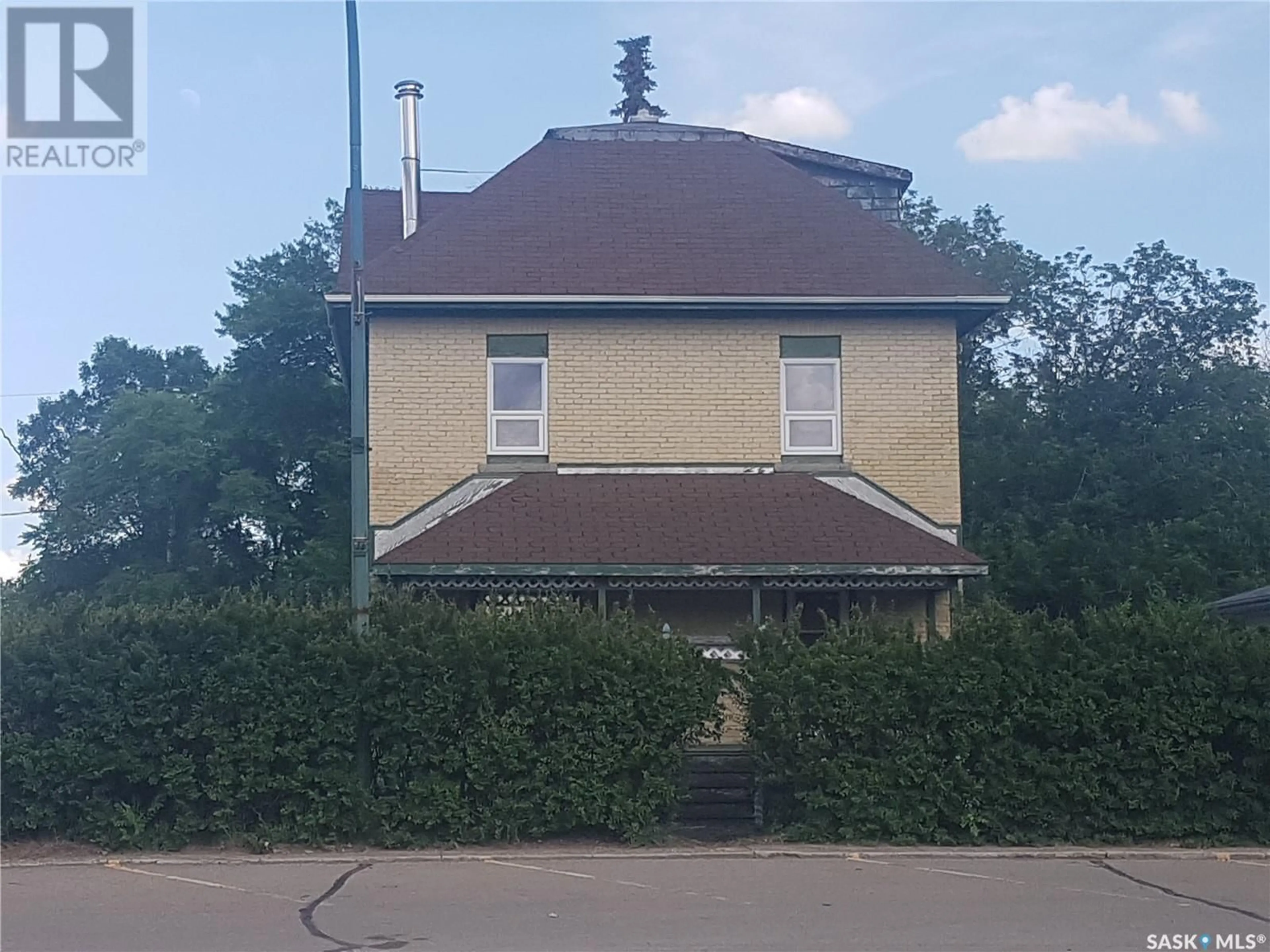 Frontside or backside of a home for 201 Main STREET, Stoughton Saskatchewan S0G4T0