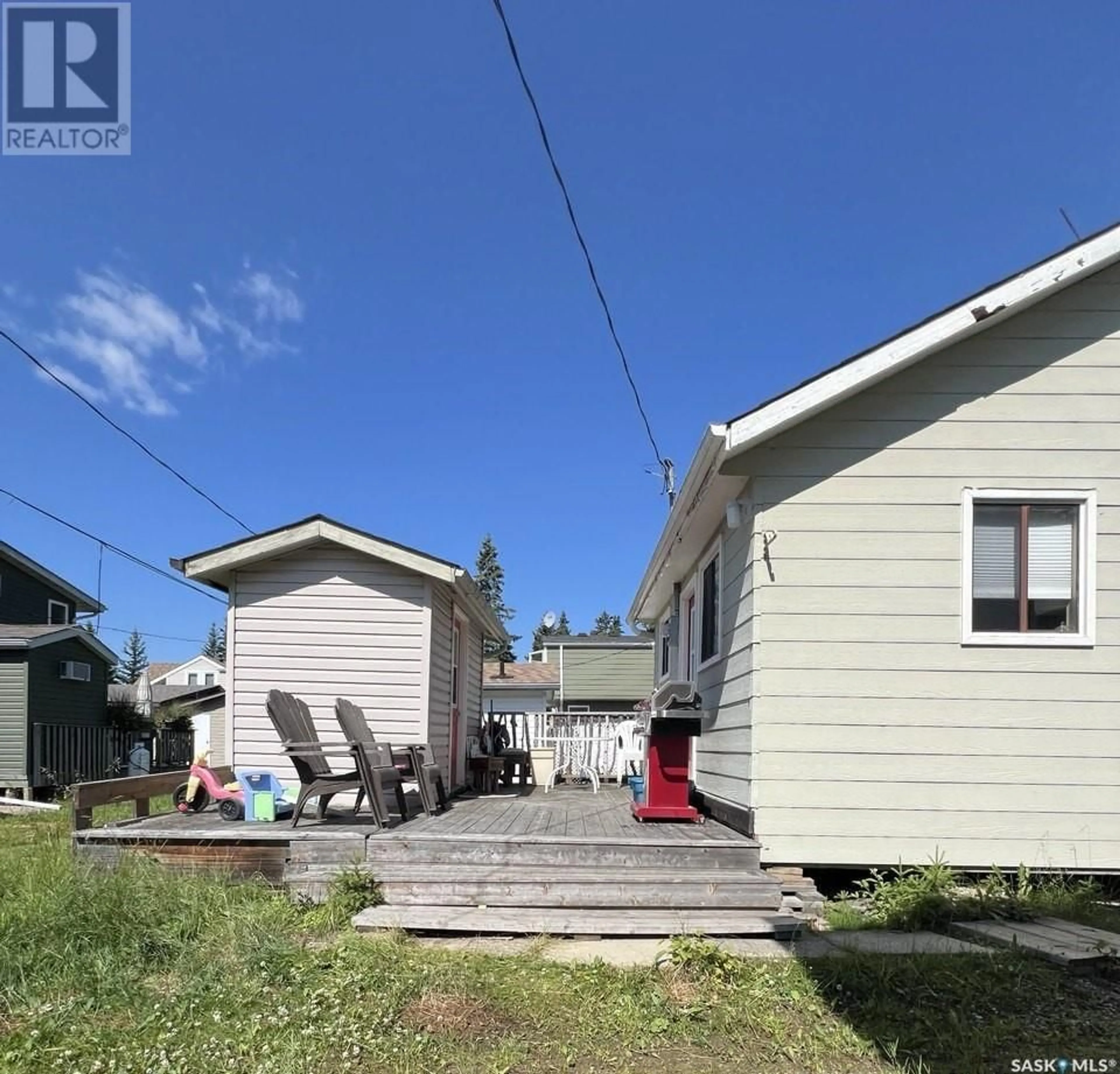 Frontside or backside of a home for 1547 Heron St, Waskesiu Lake Saskatchewan S0J2Y0