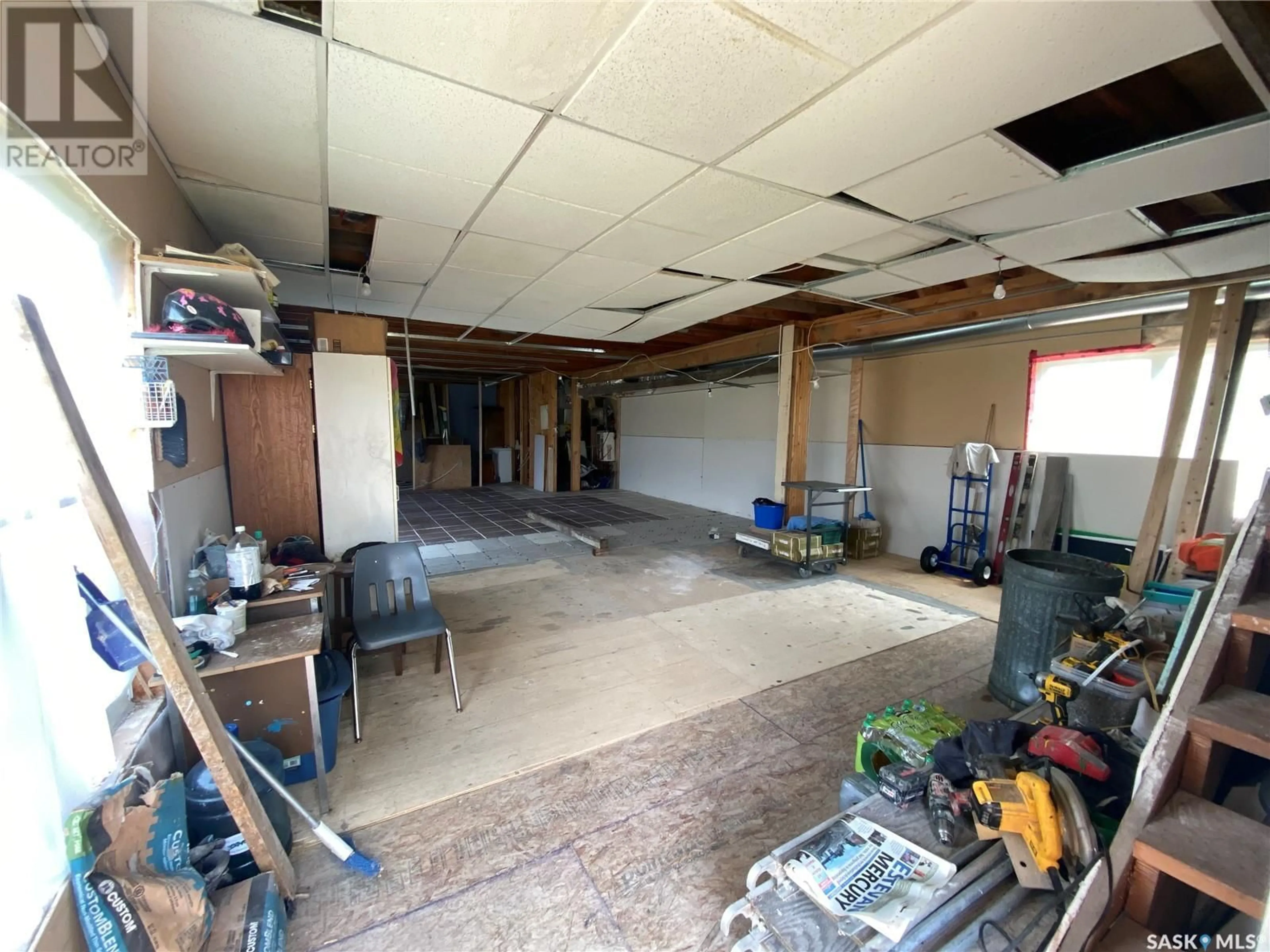 Indoor garage for 251 2nd AVENUE, Benson Saskatchewan S0C0L0