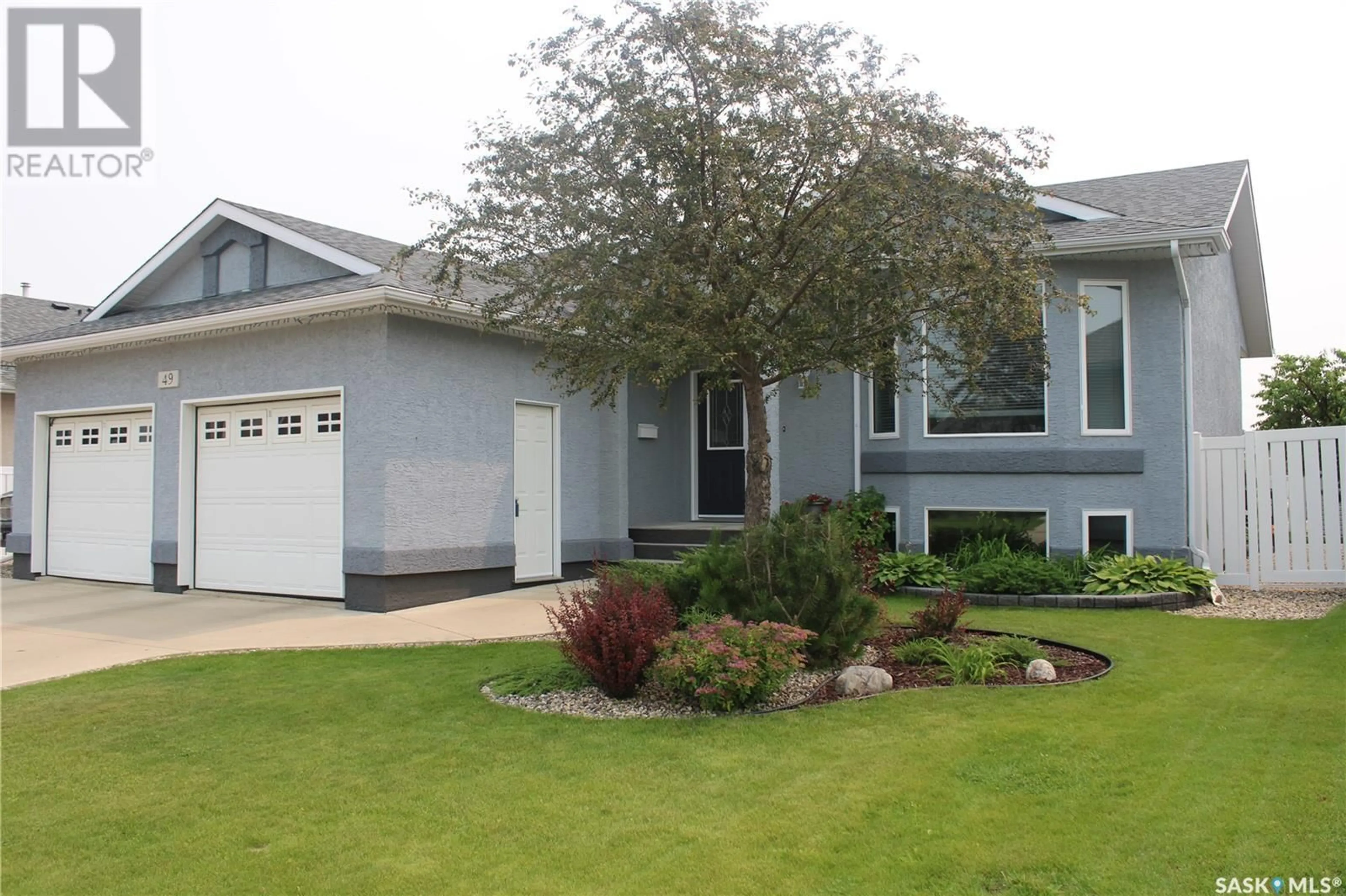 Frontside or backside of a home for 49 Wilson CRESCENT, Yorkton Saskatchewan S3N3Z9