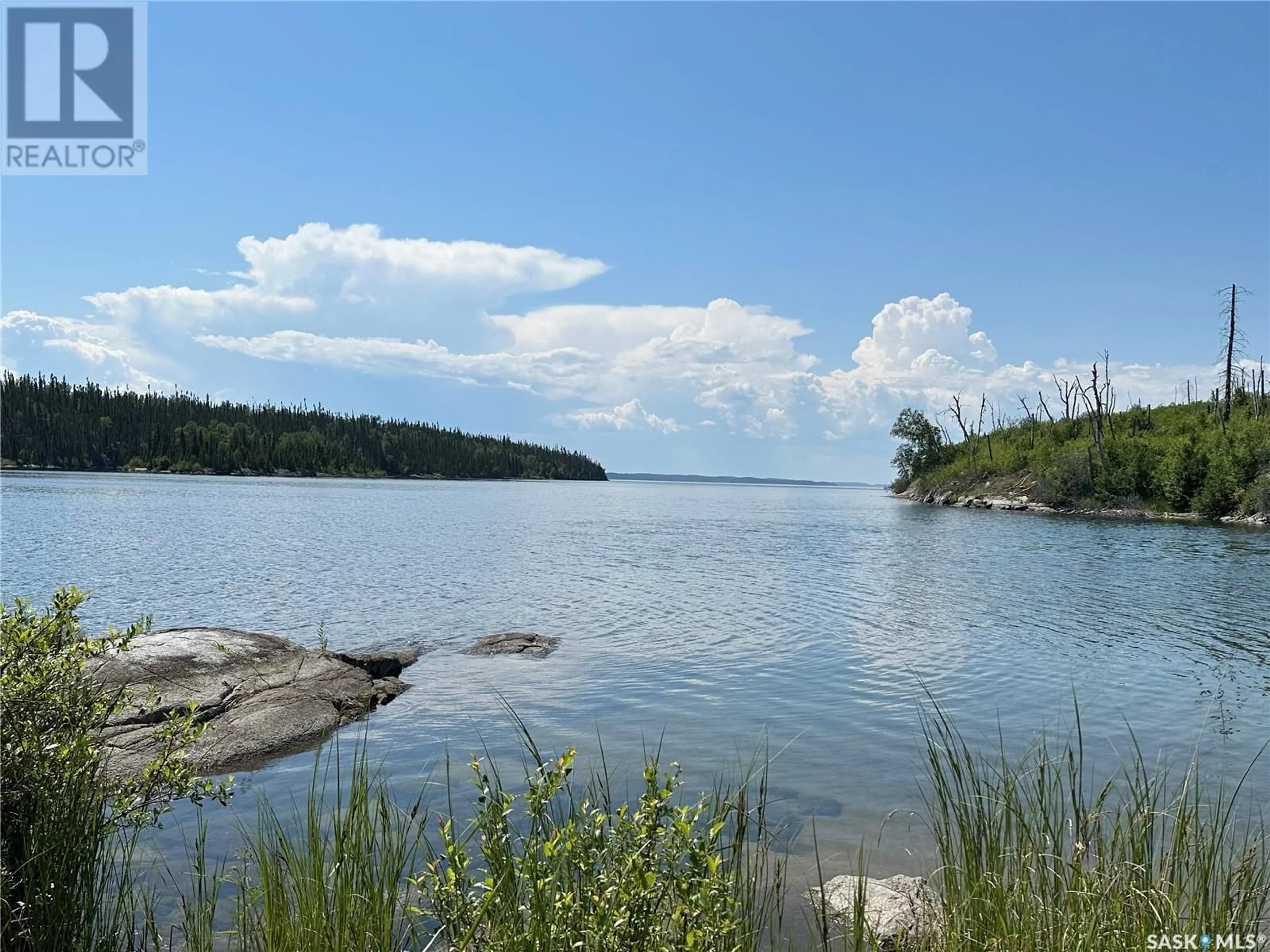 Lakeview for Moysey Island, Lac La Ronge Saskatchewan S0J1L0