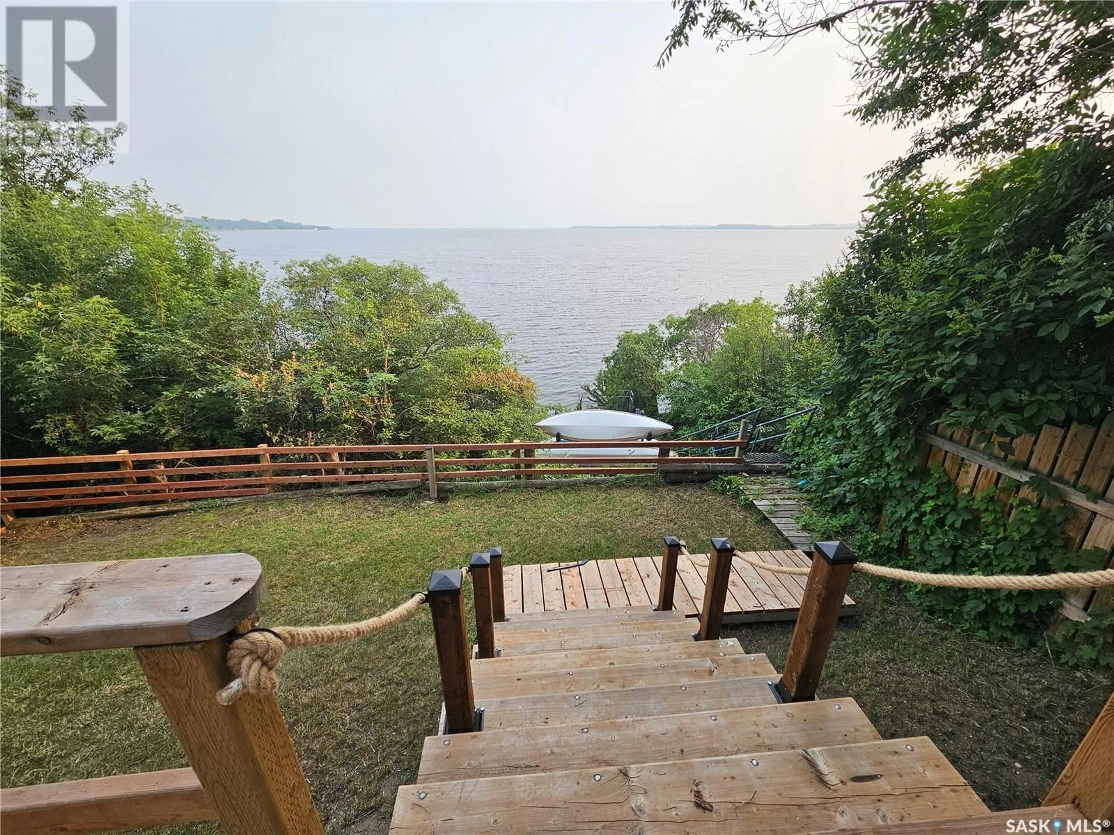 Patio for 832 Poplar CRESCENT, Jackfish Lake Saskatchewan S0M0L0