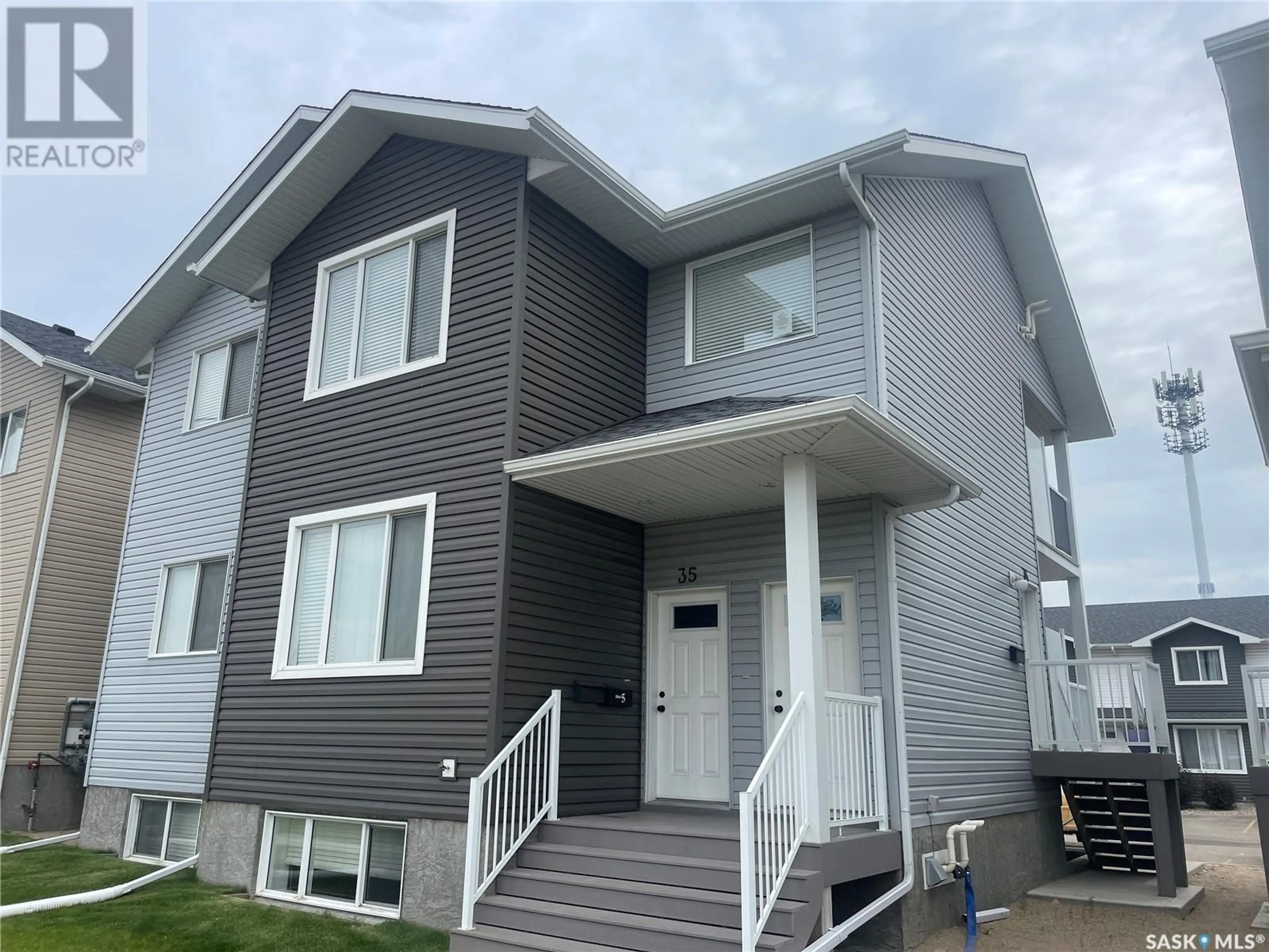 A pic from exterior of the house or condo for 34 4850 Harbour Landing DRIVE, Regina Saskatchewan S4W0K9