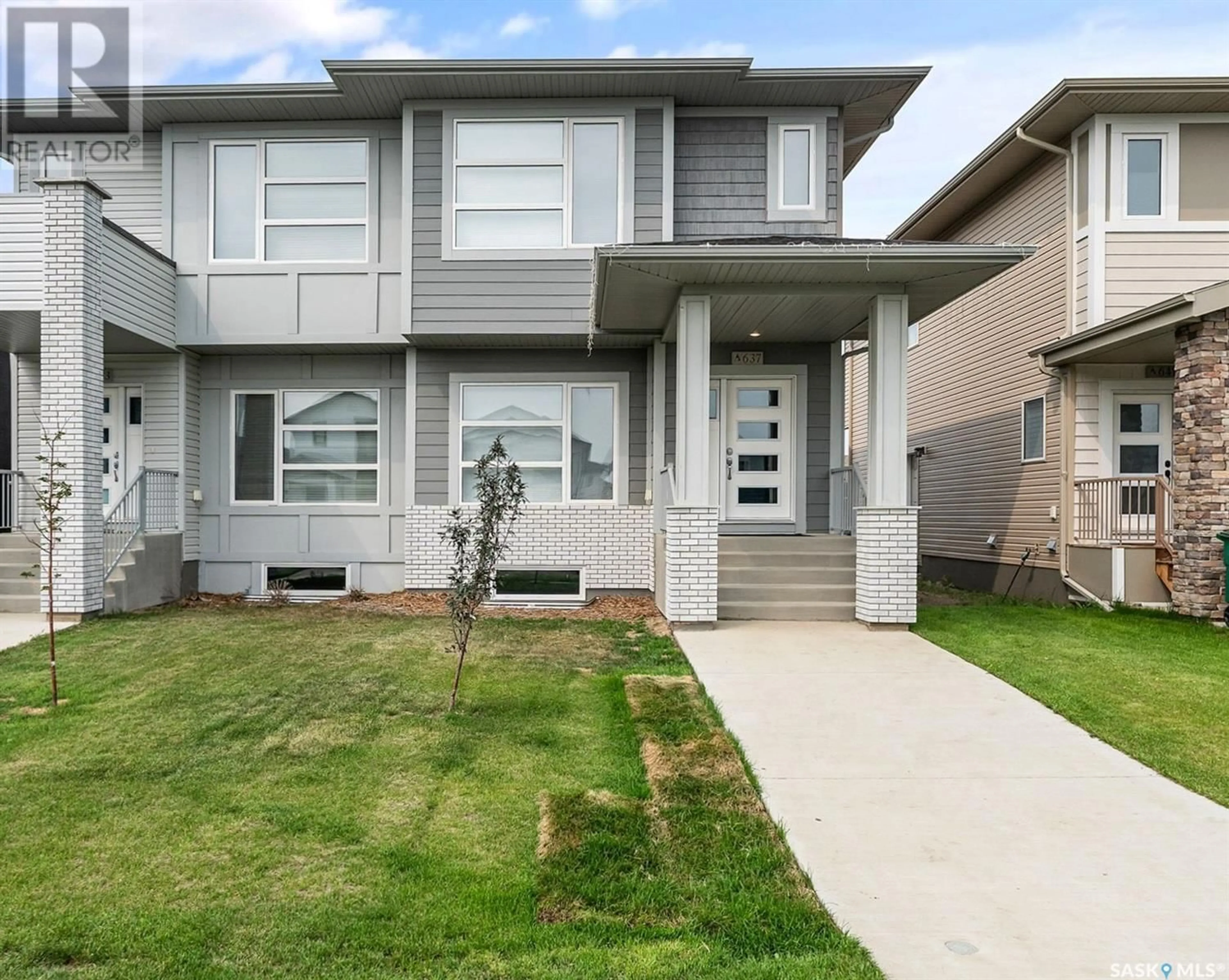 A pic from exterior of the house or condo for 637 Feheregyhazi BOULEVARD, Saskatoon Saskatchewan S7W0Z5