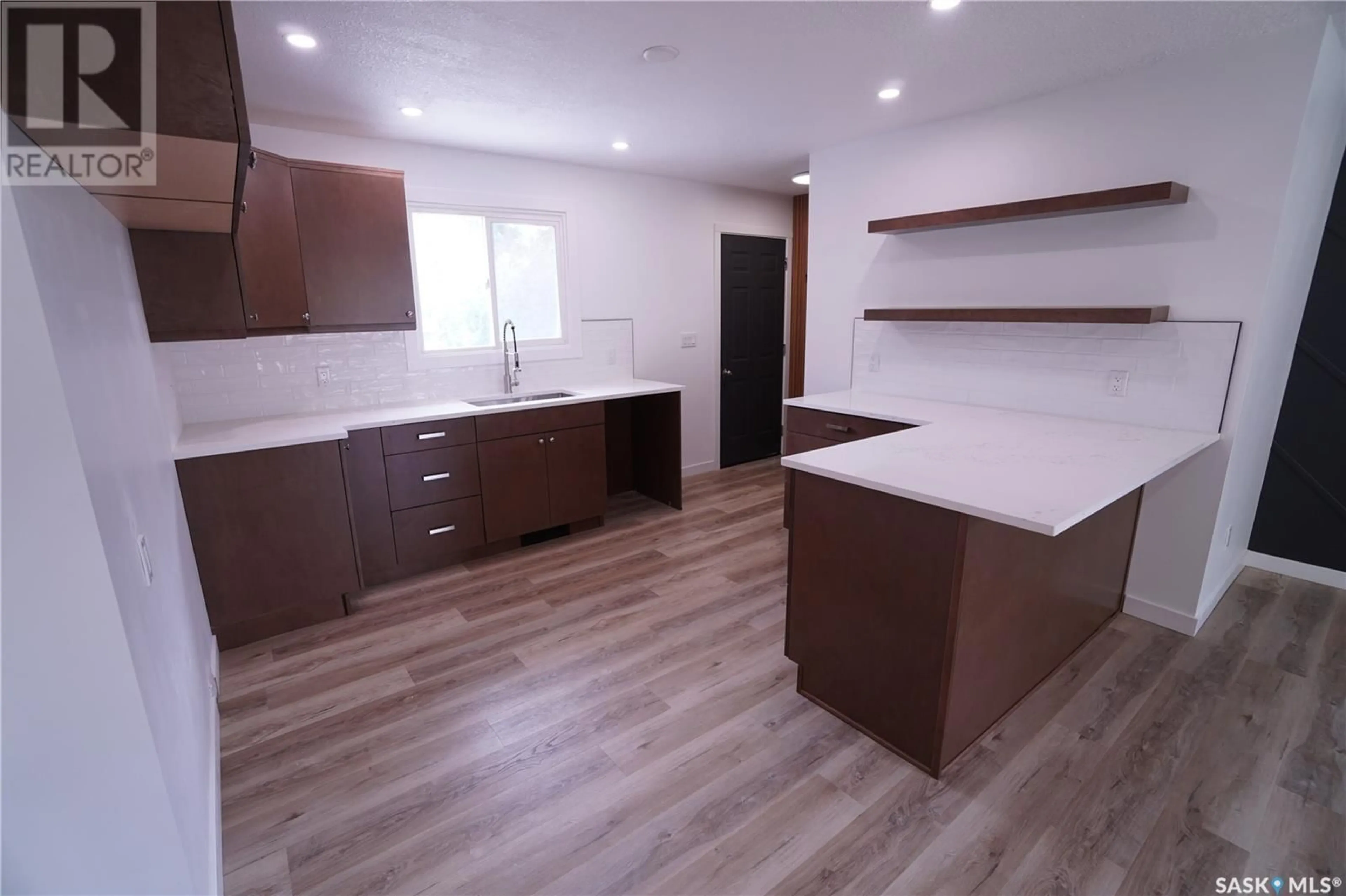 Kitchen for 259 Broad STREET N, Regina Saskatchewan S4R2X7