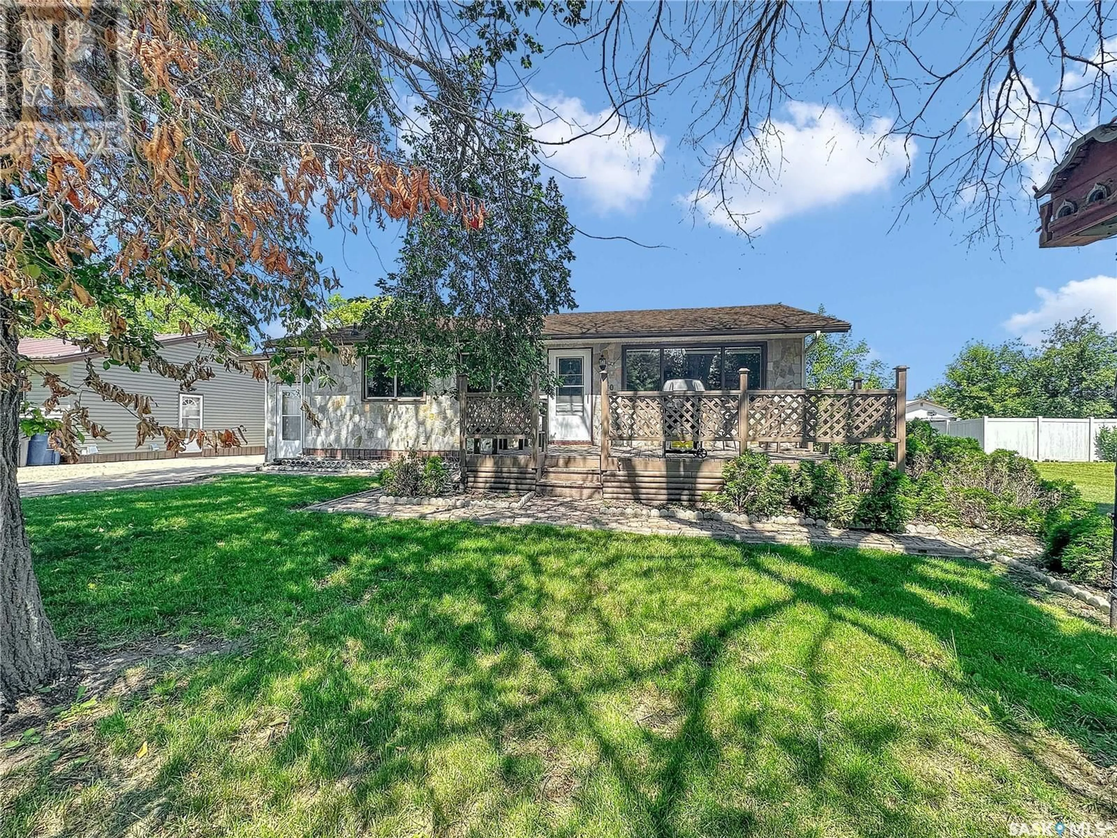 A pic from outside/outdoor area/front of a property/back of a property/a pic from drone, street for 530 3RD AVENUE, Esterhazy Saskatchewan S0A0X0