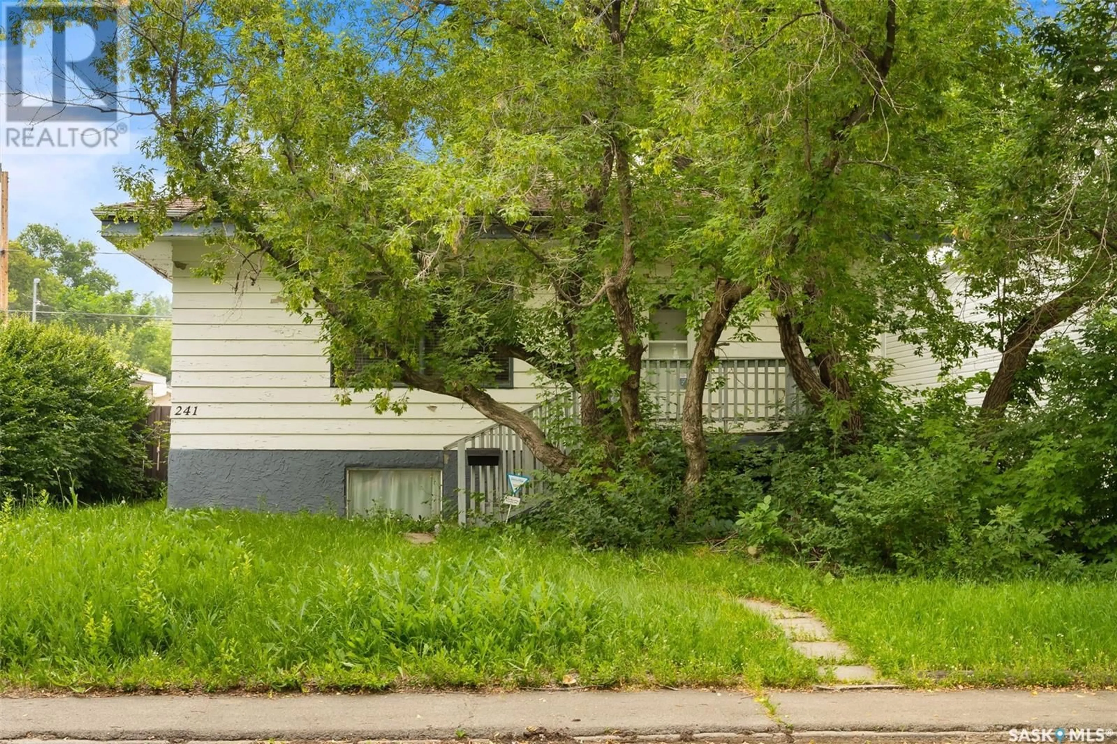 Frontside or backside of a home for 241 St John STREET, Regina Saskatchewan S4R1P8