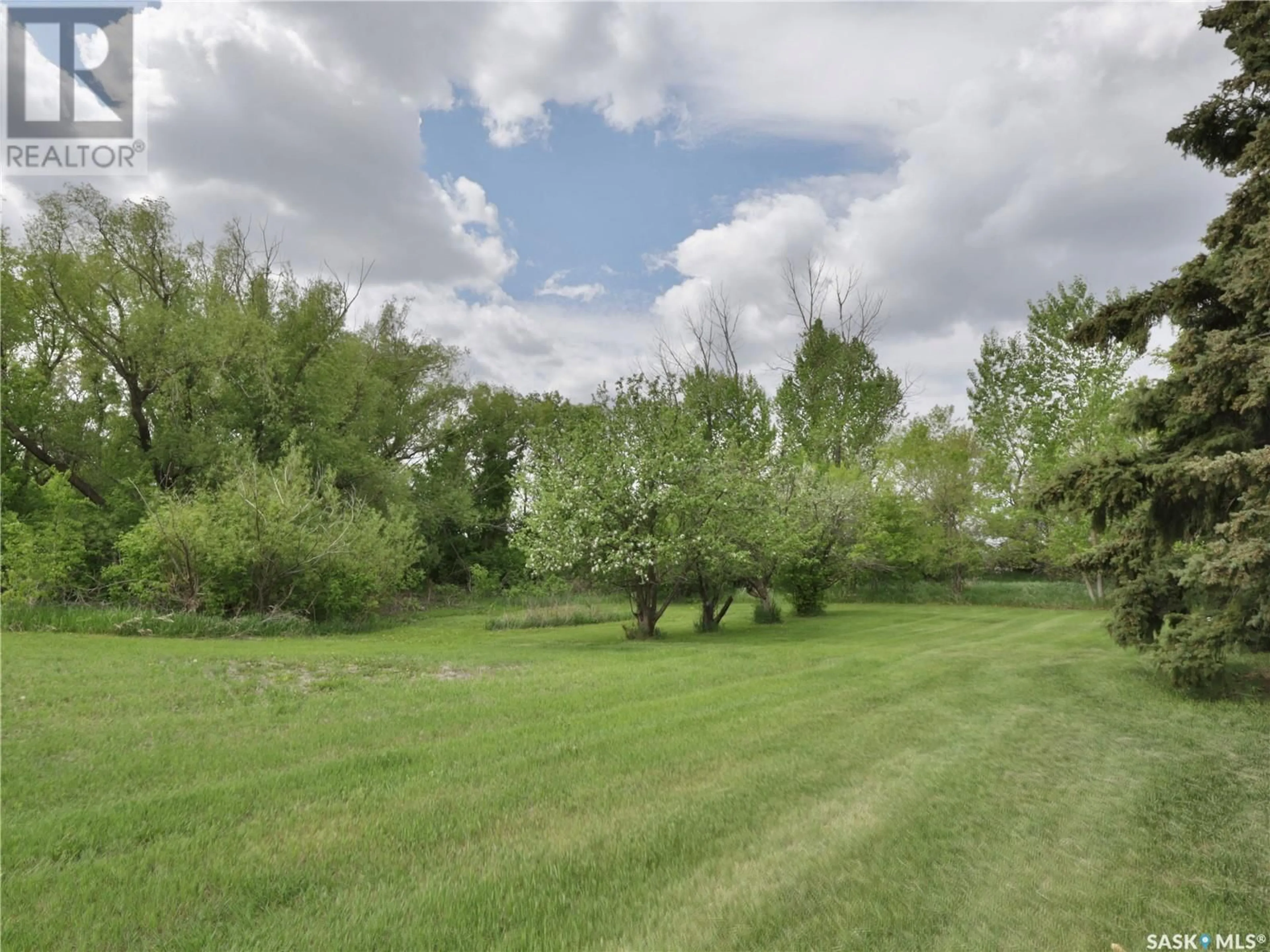 Fenced yard for Zerr Acreage, South Qu'Appelle Rm No. 157 Saskatchewan S0G4A0