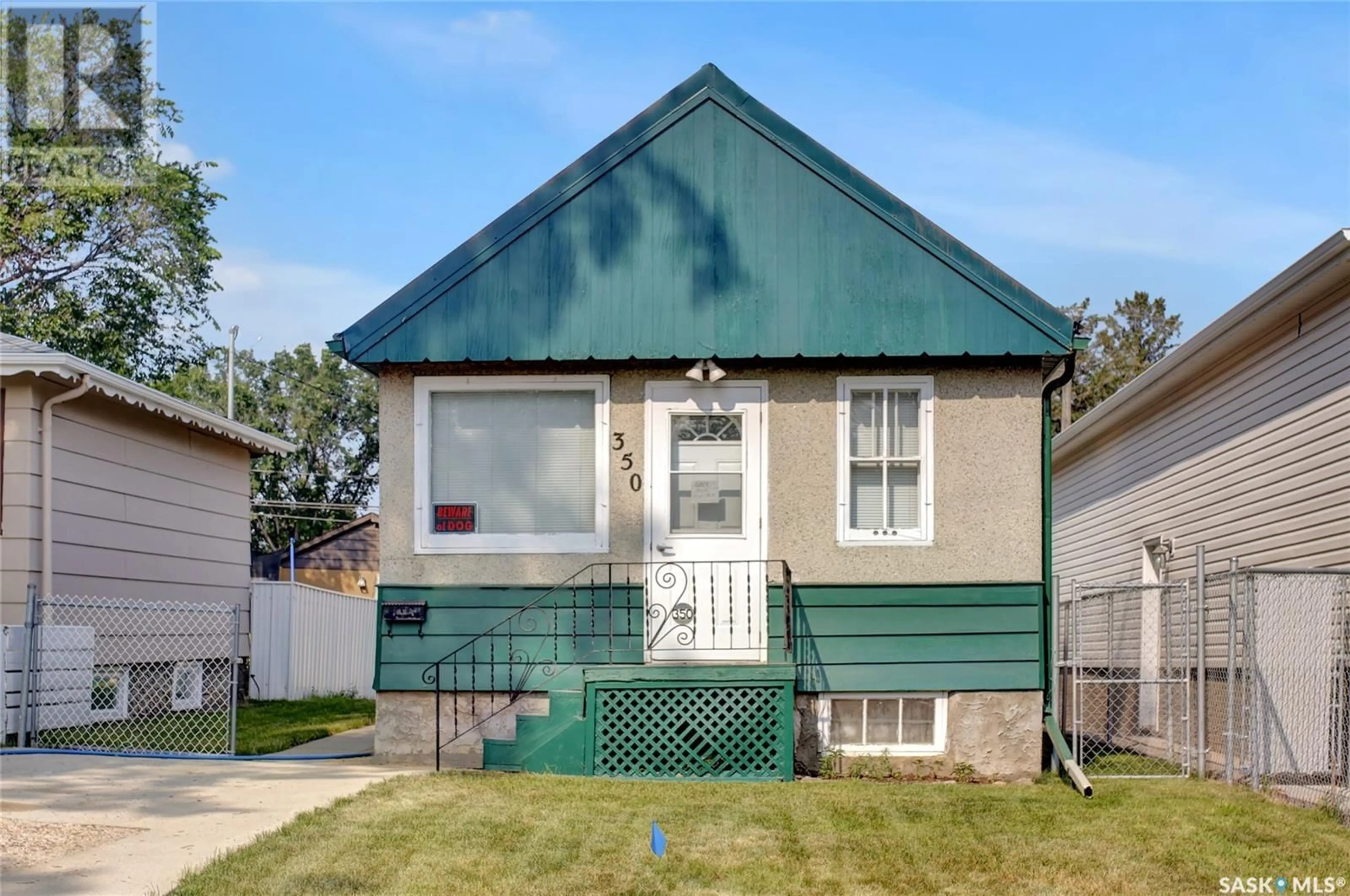 Frontside or backside of a home for 350 Robinson STREET, Regina Saskatchewan S4R3R2