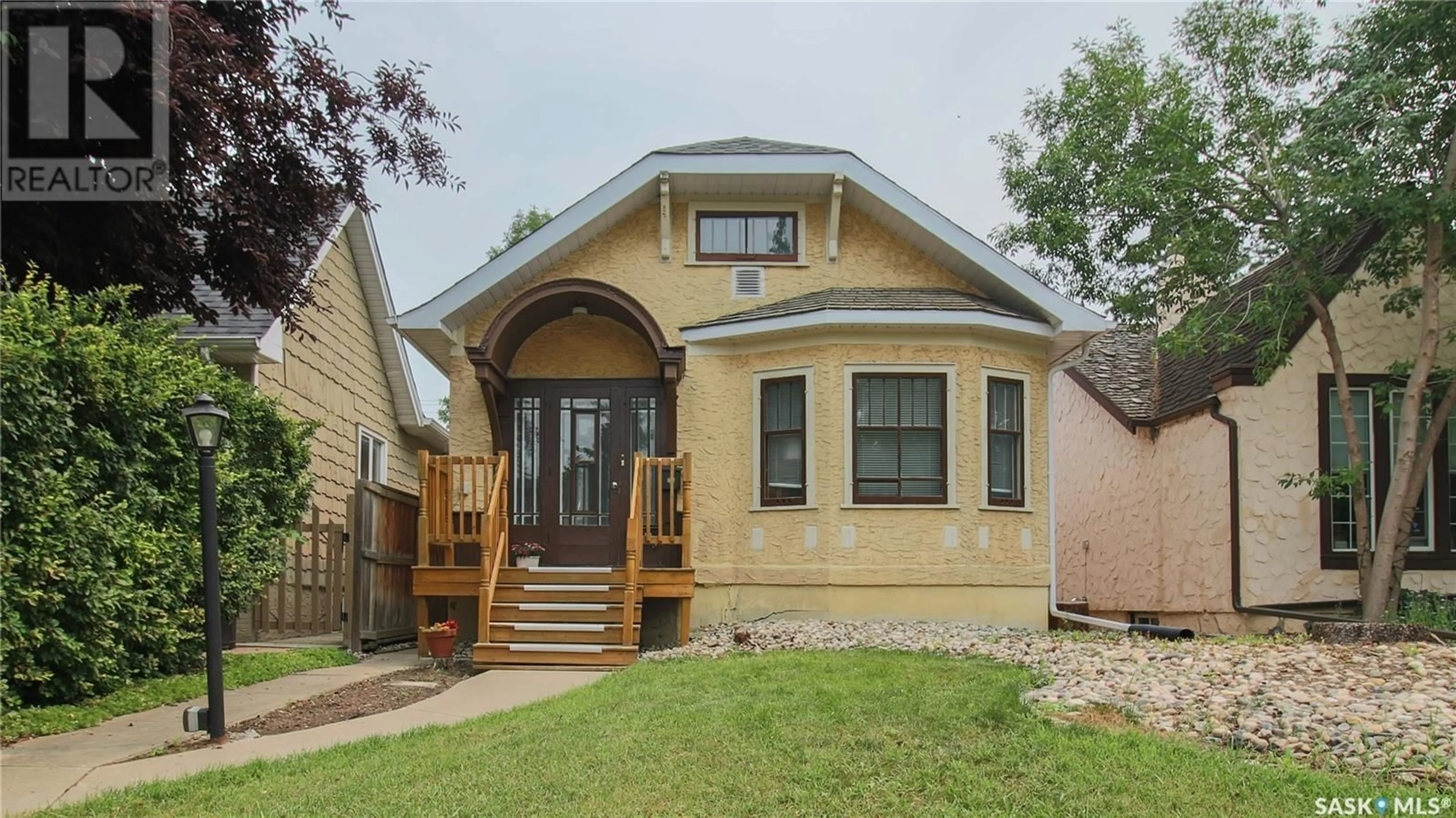 Frontside or backside of a home for 3351 ANGUS STREET, Regina Saskatchewan S4S1P9