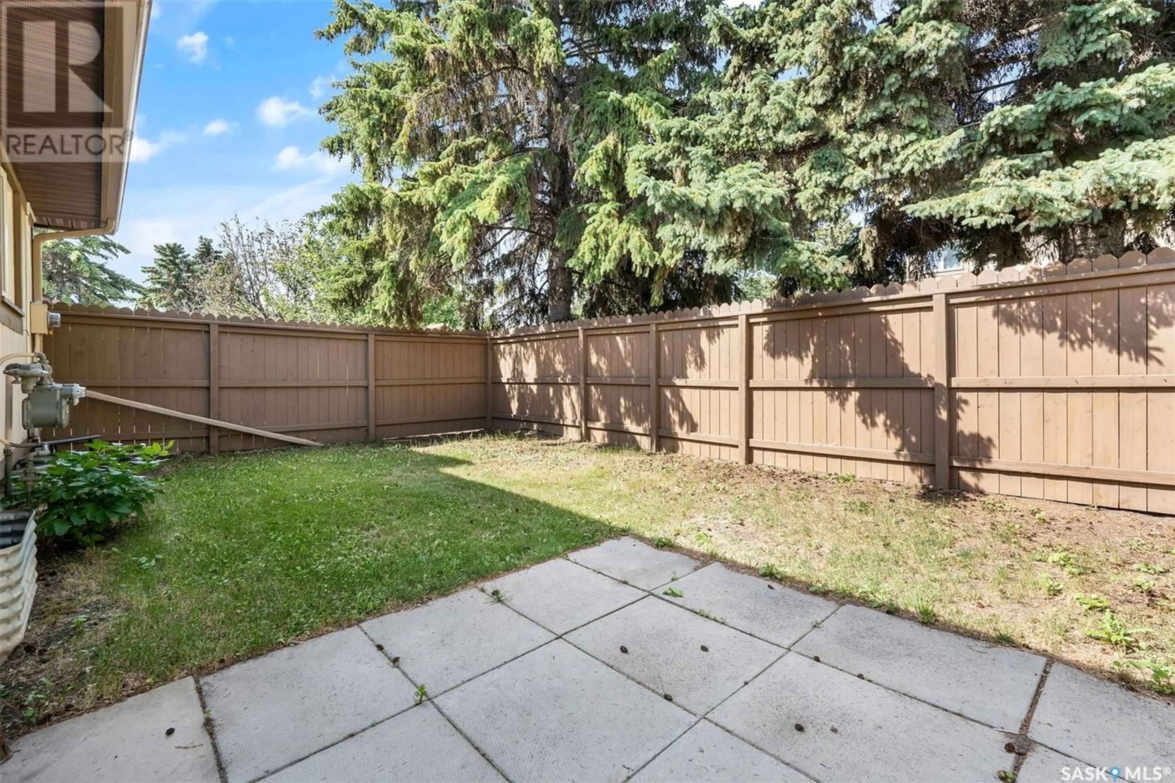 Fenced yard for 58 1128 McKercher DRIVE, Saskatoon Saskatchewan S7H4Y7