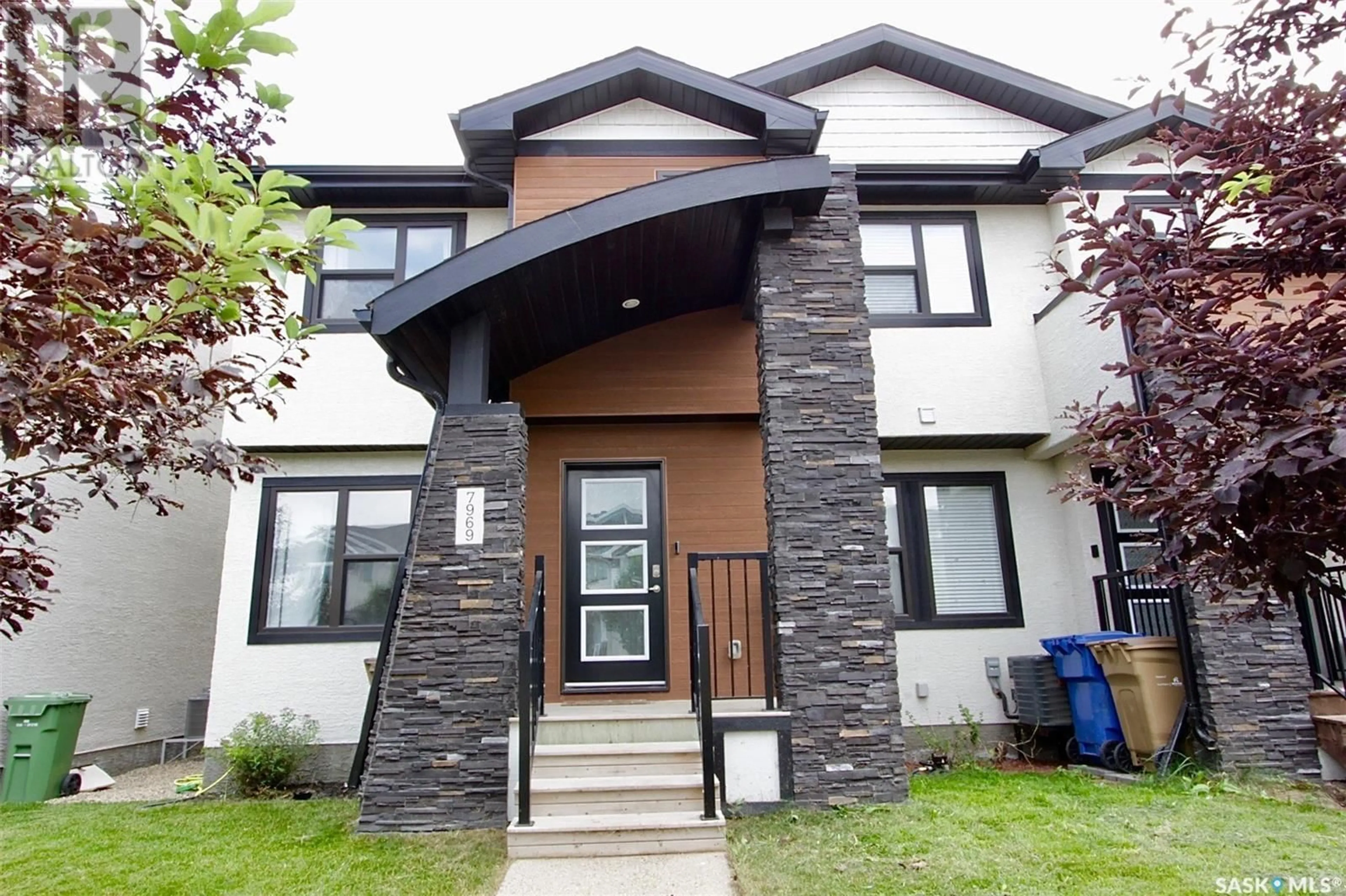 Frontside or backside of a home for 7969 Canola AVENUE, Regina Saskatchewan S4Y0E8