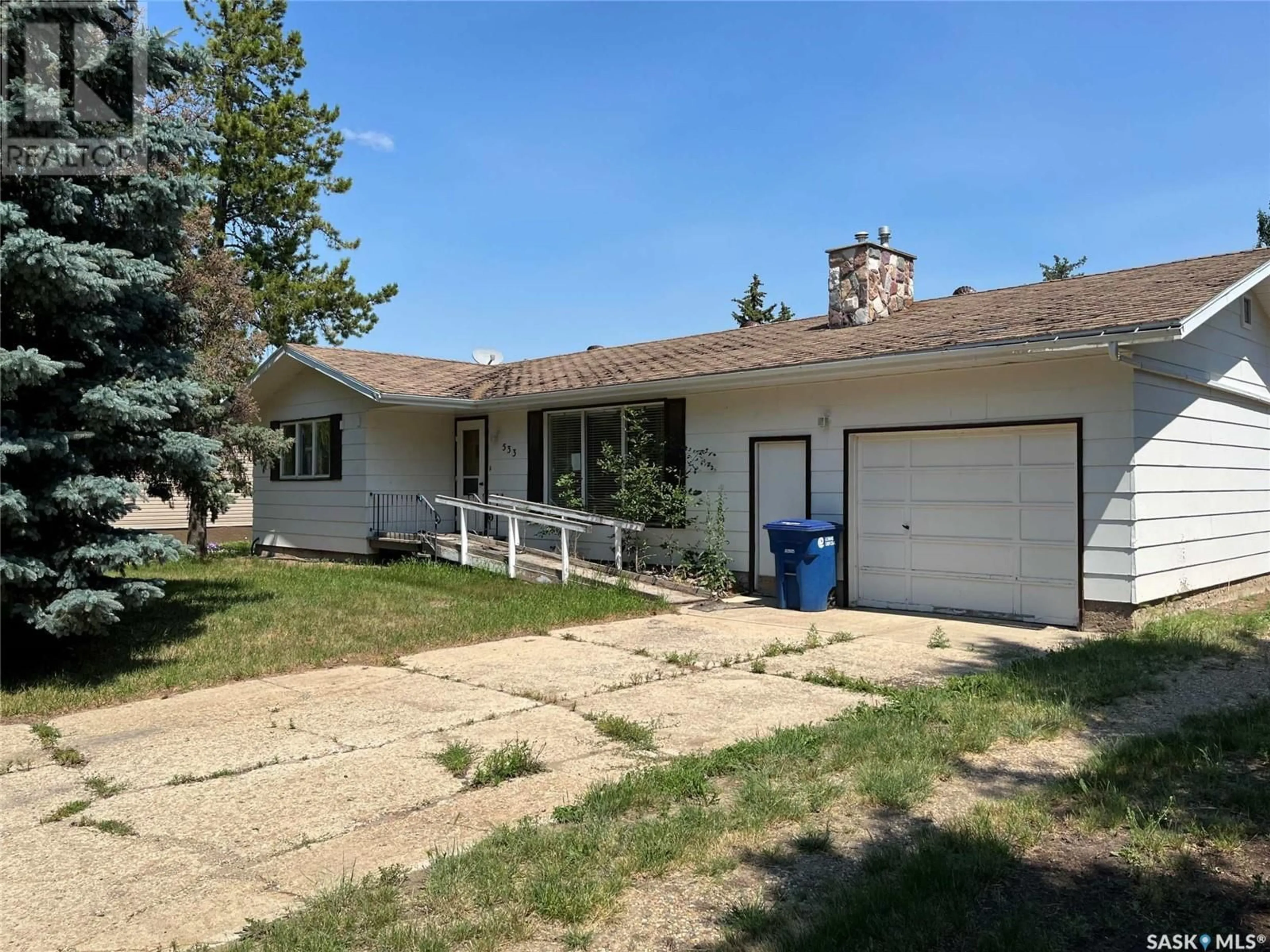 Frontside or backside of a home for 533 Main STREET, Lafleche Saskatchewan S0H2K0