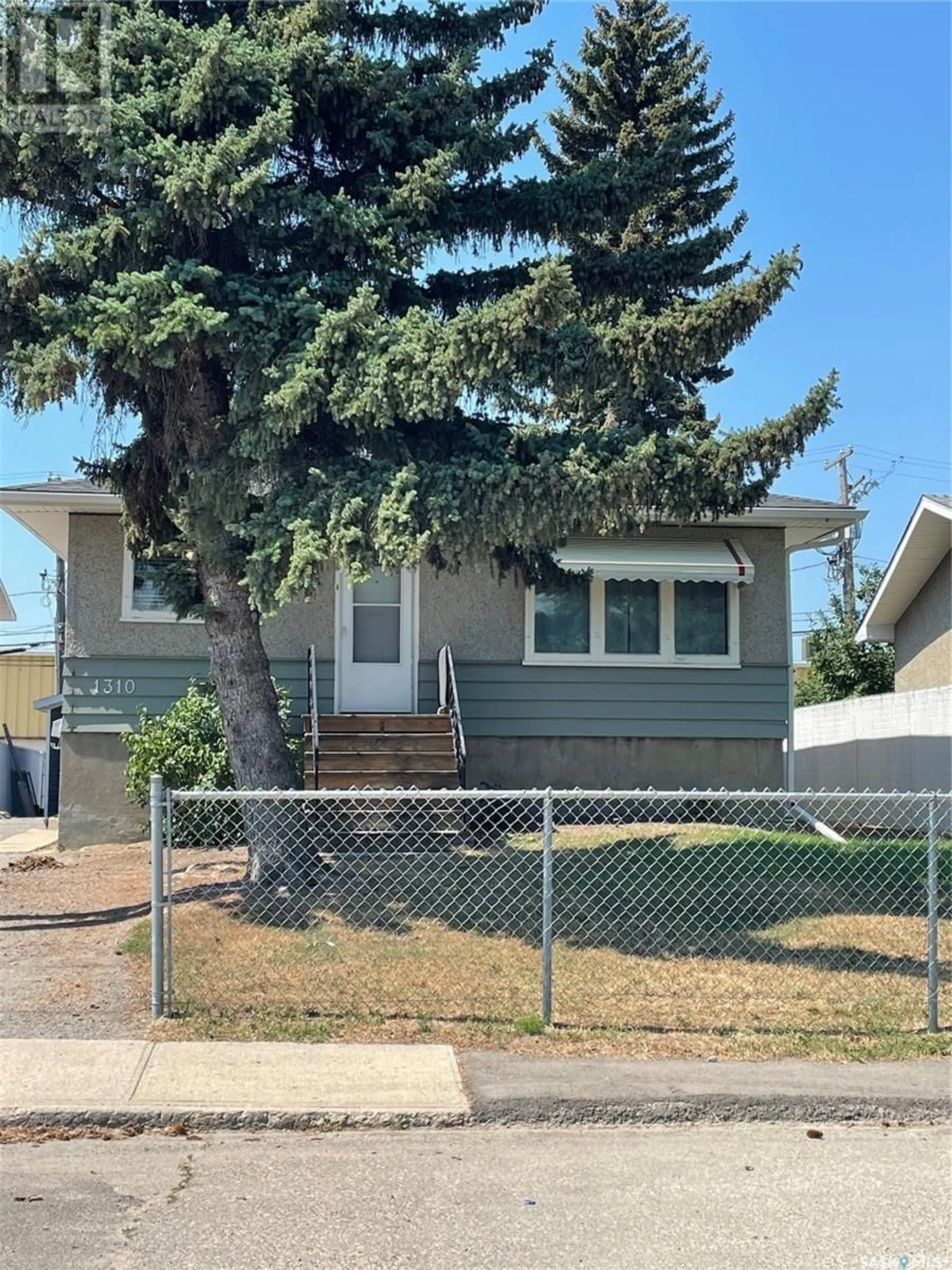 Frontside or backside of a home for 1310 Rothwell STREET, Regina Saskatchewan S4N2B1