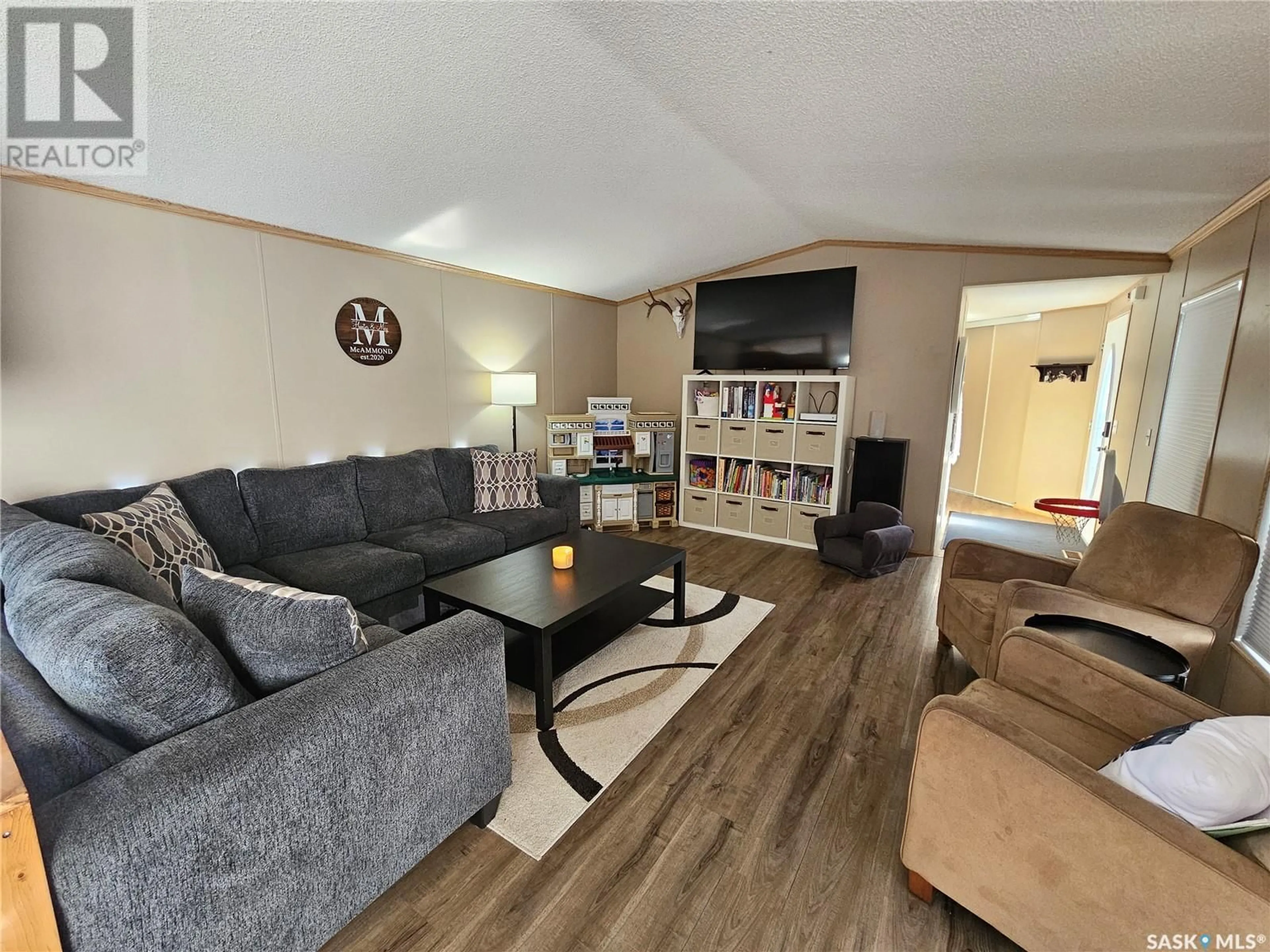 Living room for 517 7th AVENUE E, Meadow Lake Saskatchewan S9X1X9