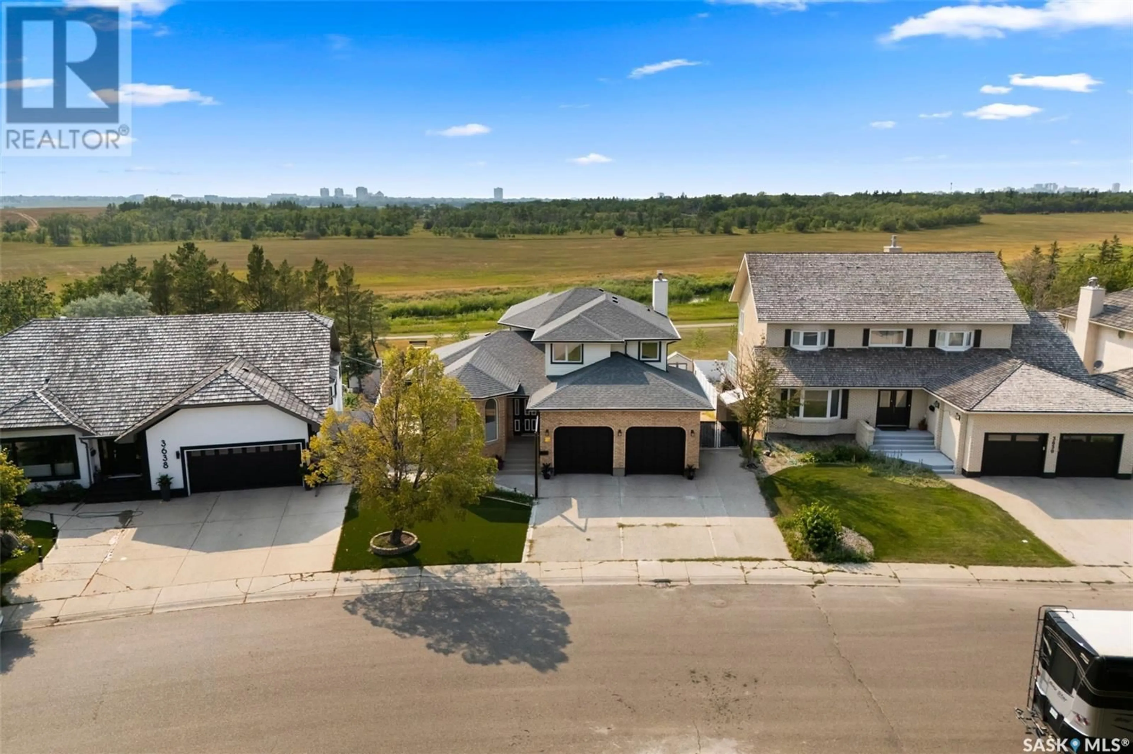 Frontside or backside of a home for 3634 Selinger CRESCENT, Regina Saskatchewan S4V2H2