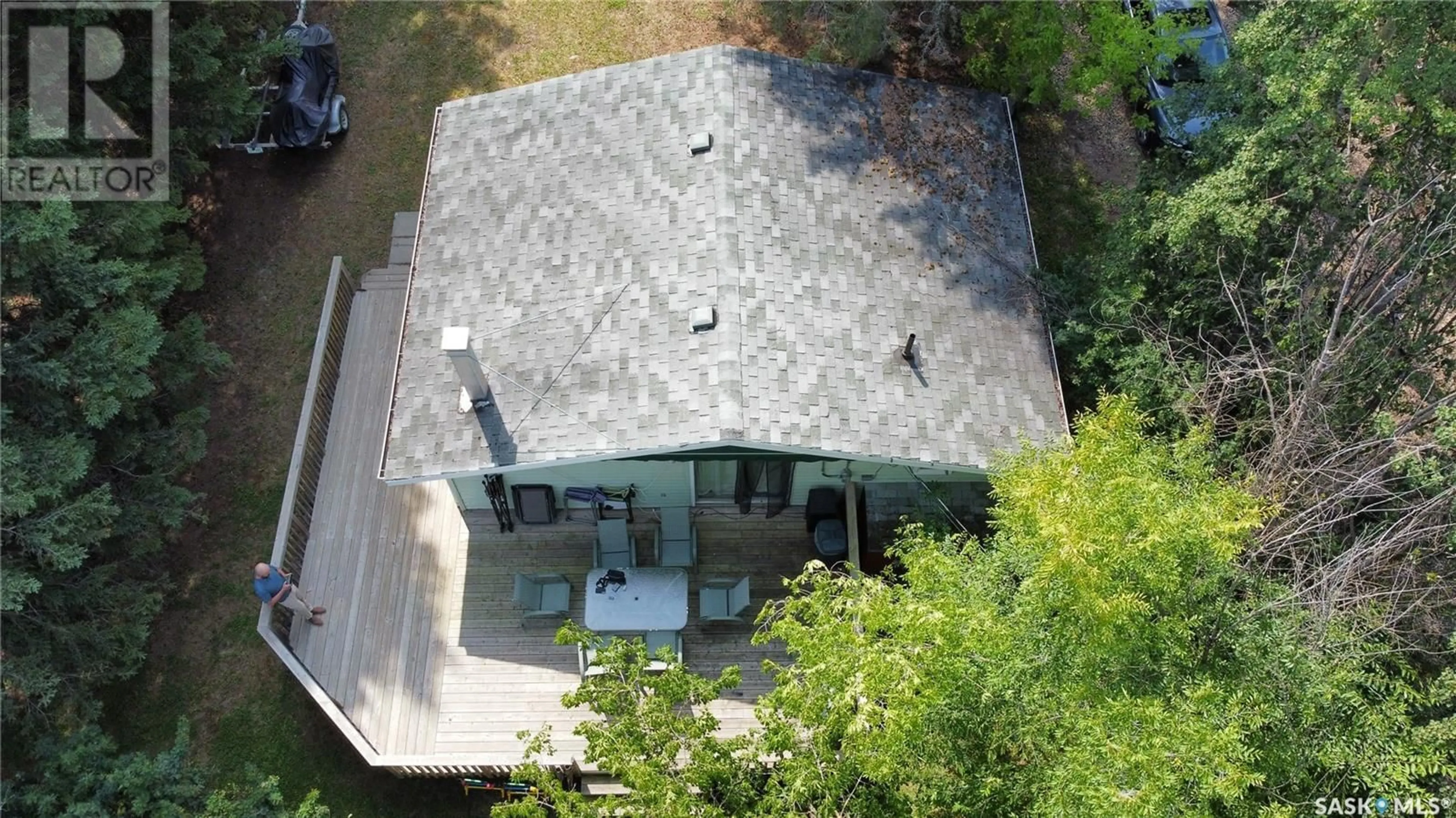 A pic from outside/outdoor area/front of a property/back of a property/a pic from drone, building for 8 MALLARD AVENUE, Greenwater Provincial Park Saskatchewan S0E0B2