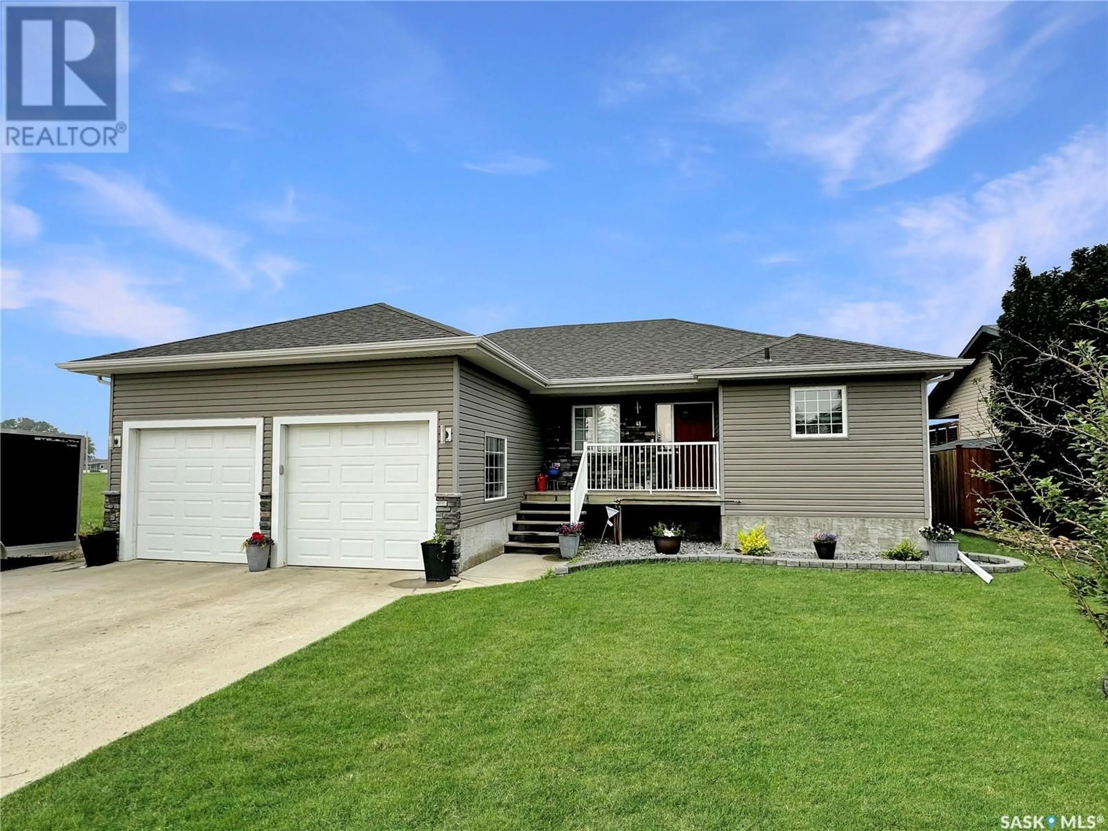 Frontside or backside of a home for 41 4th AVENUE, Battleford Saskatchewan S0M0E0