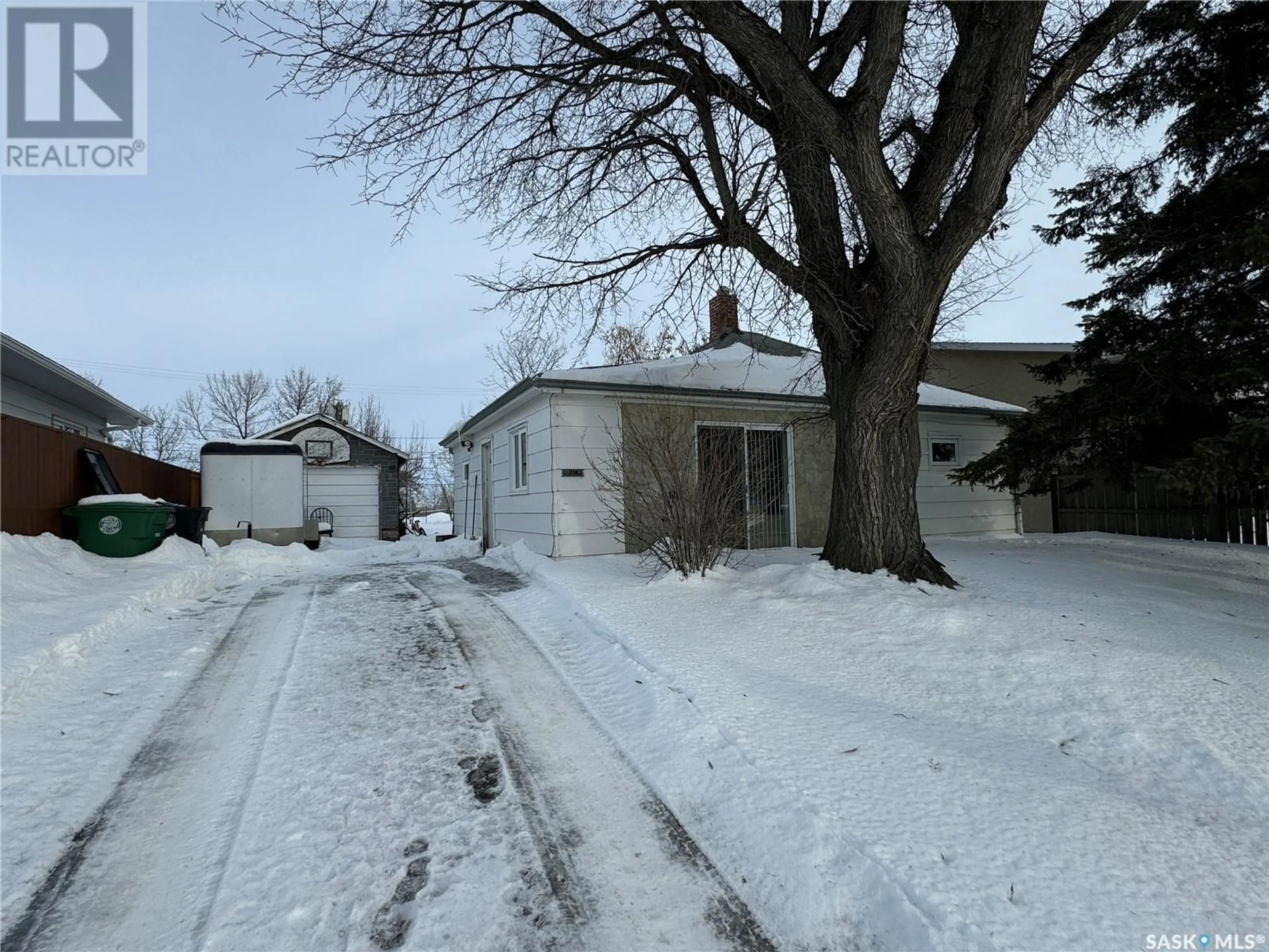 Shed for 311 7TH AVENUE, Biggar Saskatchewan S0K0M0
