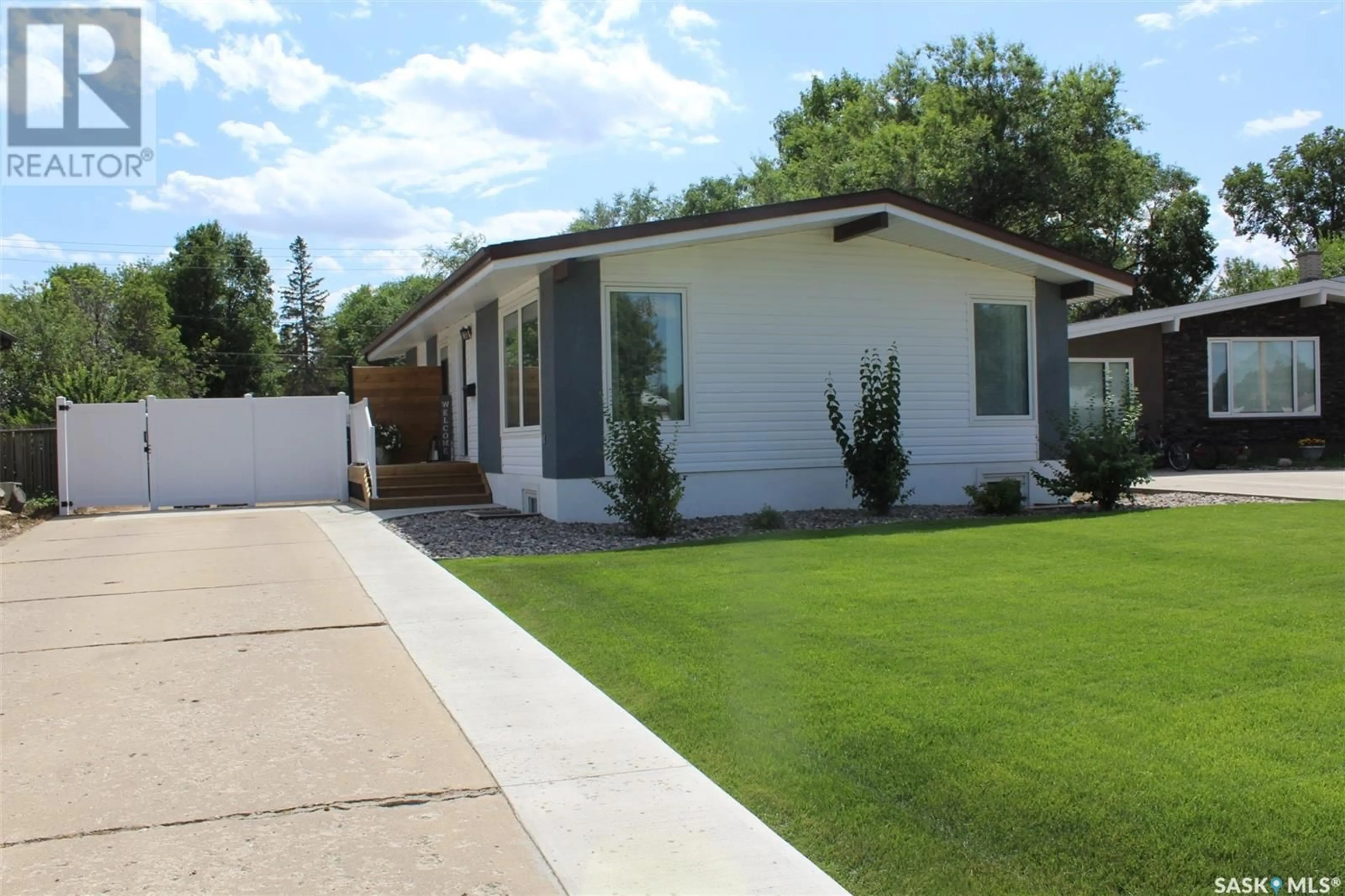 Frontside or backside of a home for 134 Birch DRIVE, Weyburn Saskatchewan S4H0S5