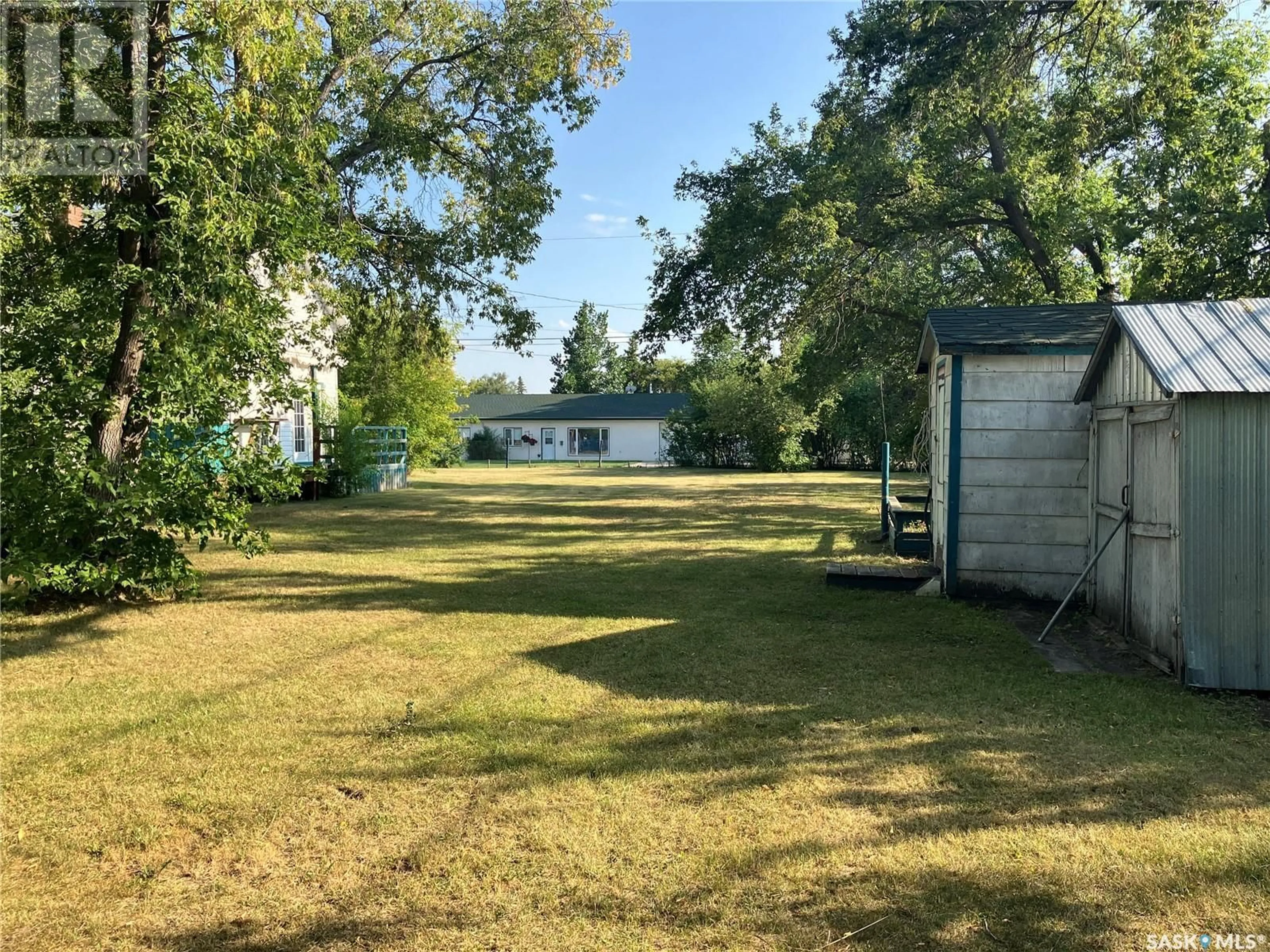 A pic from outside/outdoor area/front of a property/back of a property/a pic from drone, water/lake/river/ocean view for 300 5TH STREET, Nipawin Saskatchewan S0E1E0